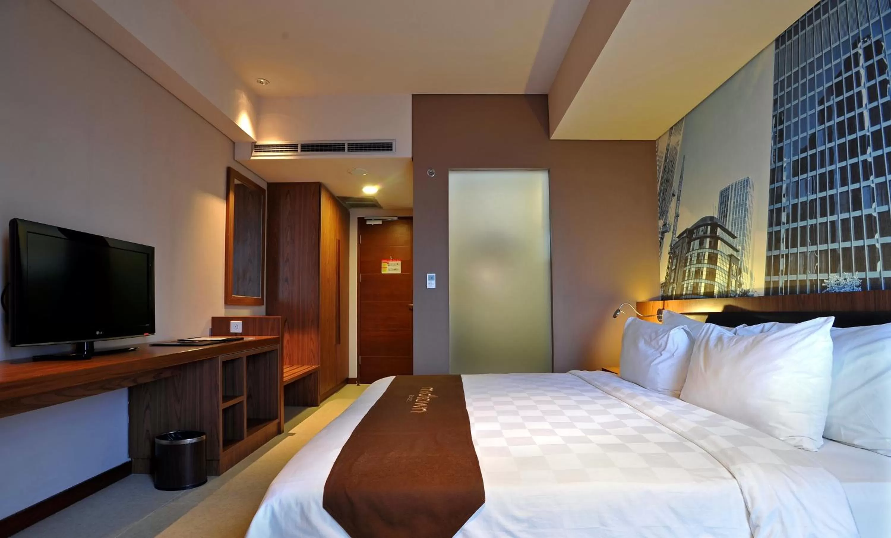 Deluxe Double Room in Midtown Hotel Surabaya