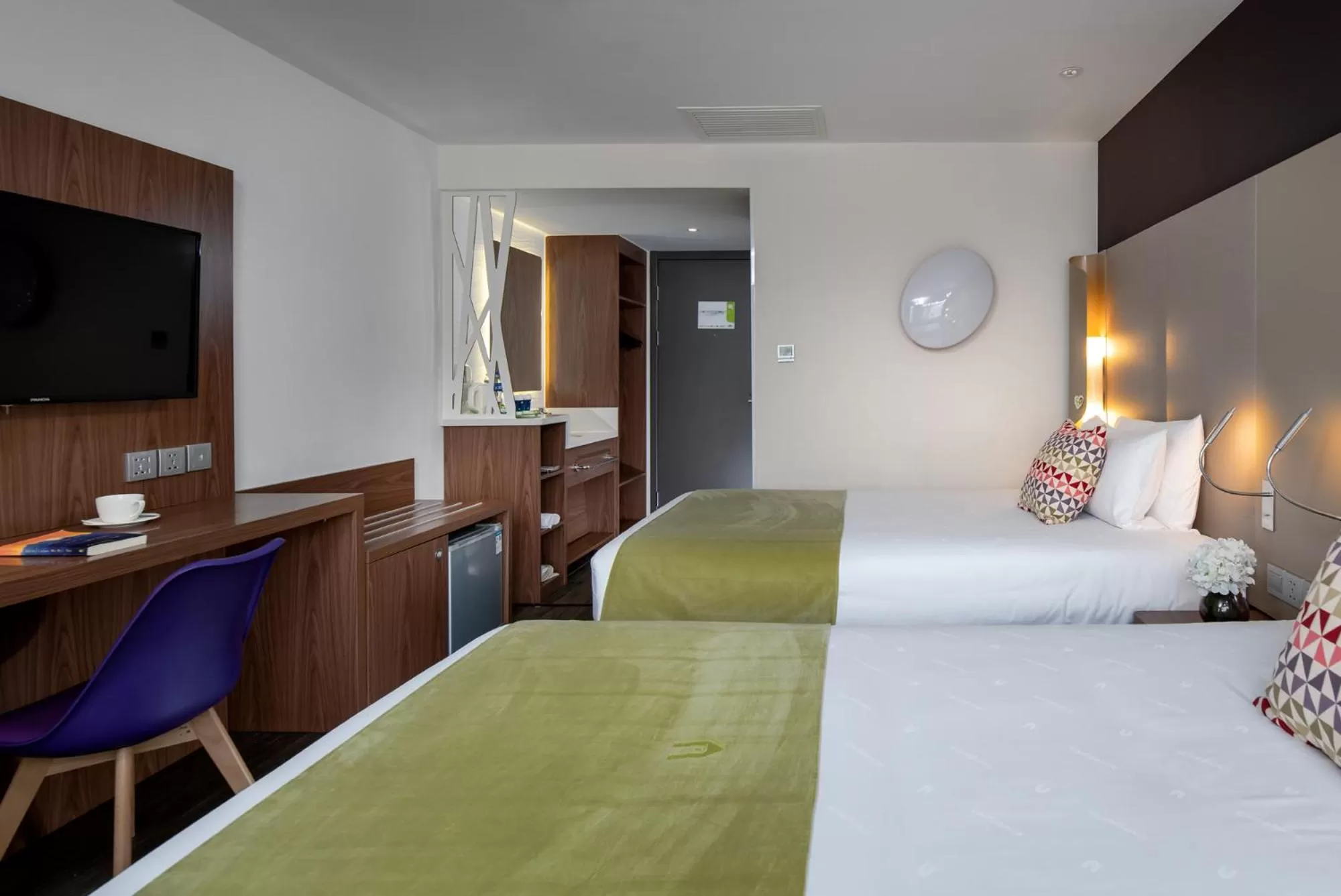 Superior Twin Room in Campanile Xi'an Bell Tower Huimin Street