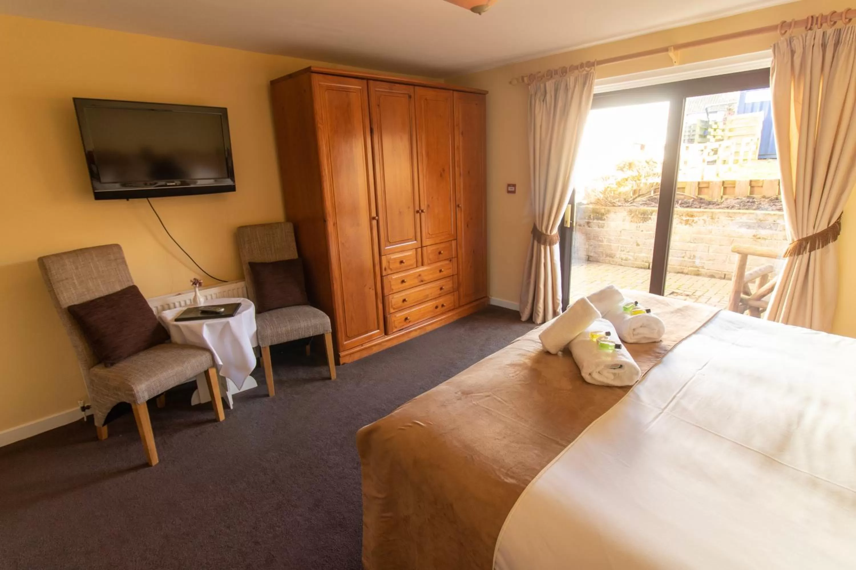 Superior Double or Twin Room - single occupancy in Auld Cross Keys Inn