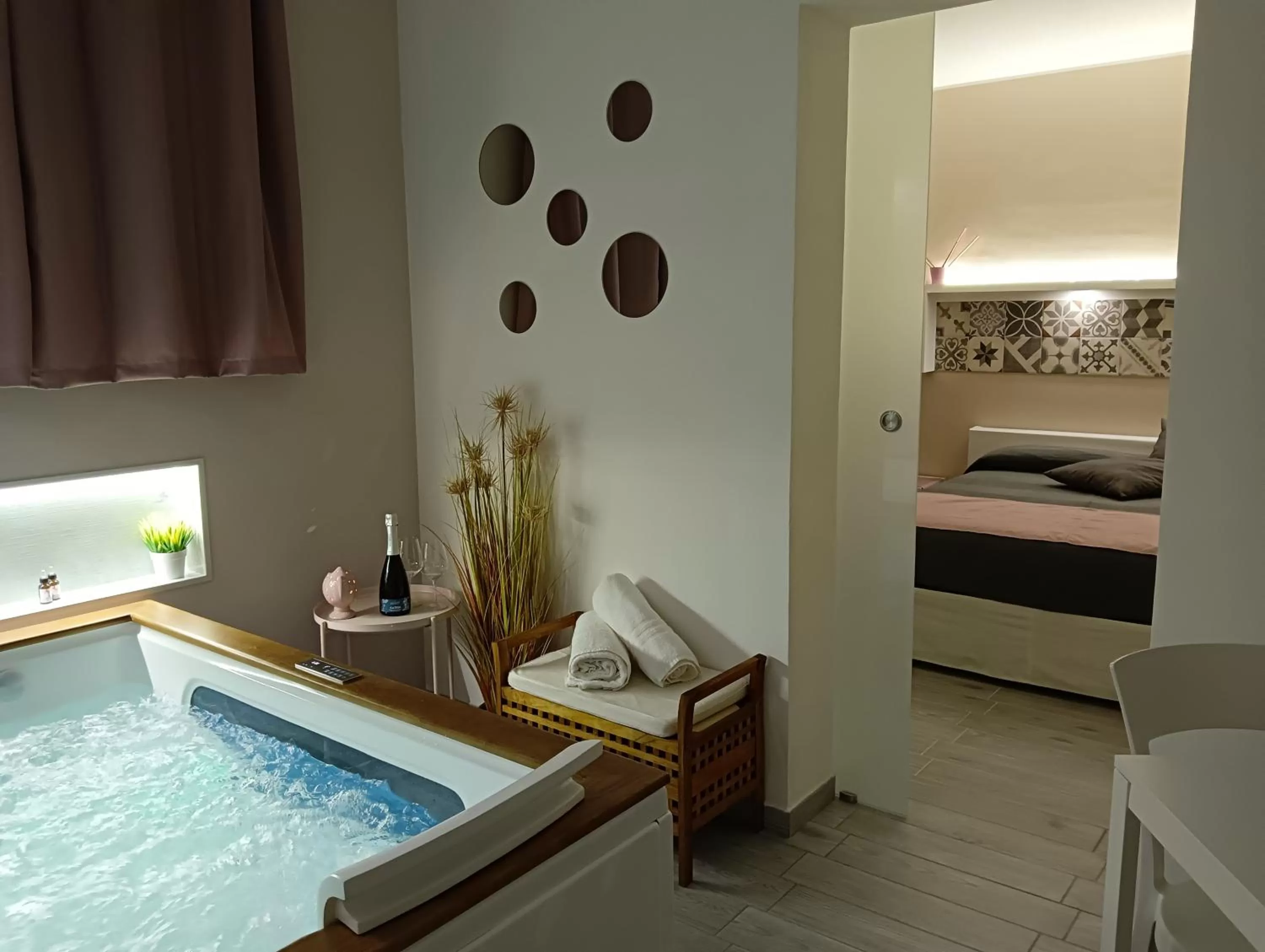 Double Room with Hot Tub in Signorino Eco Resort & Spa