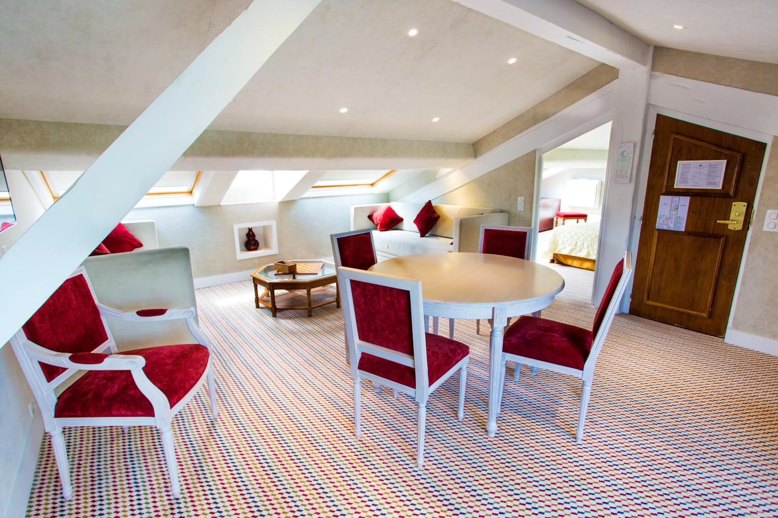 Family Suite, Attic Flat, partial Sea and City View in Hotel Splendid