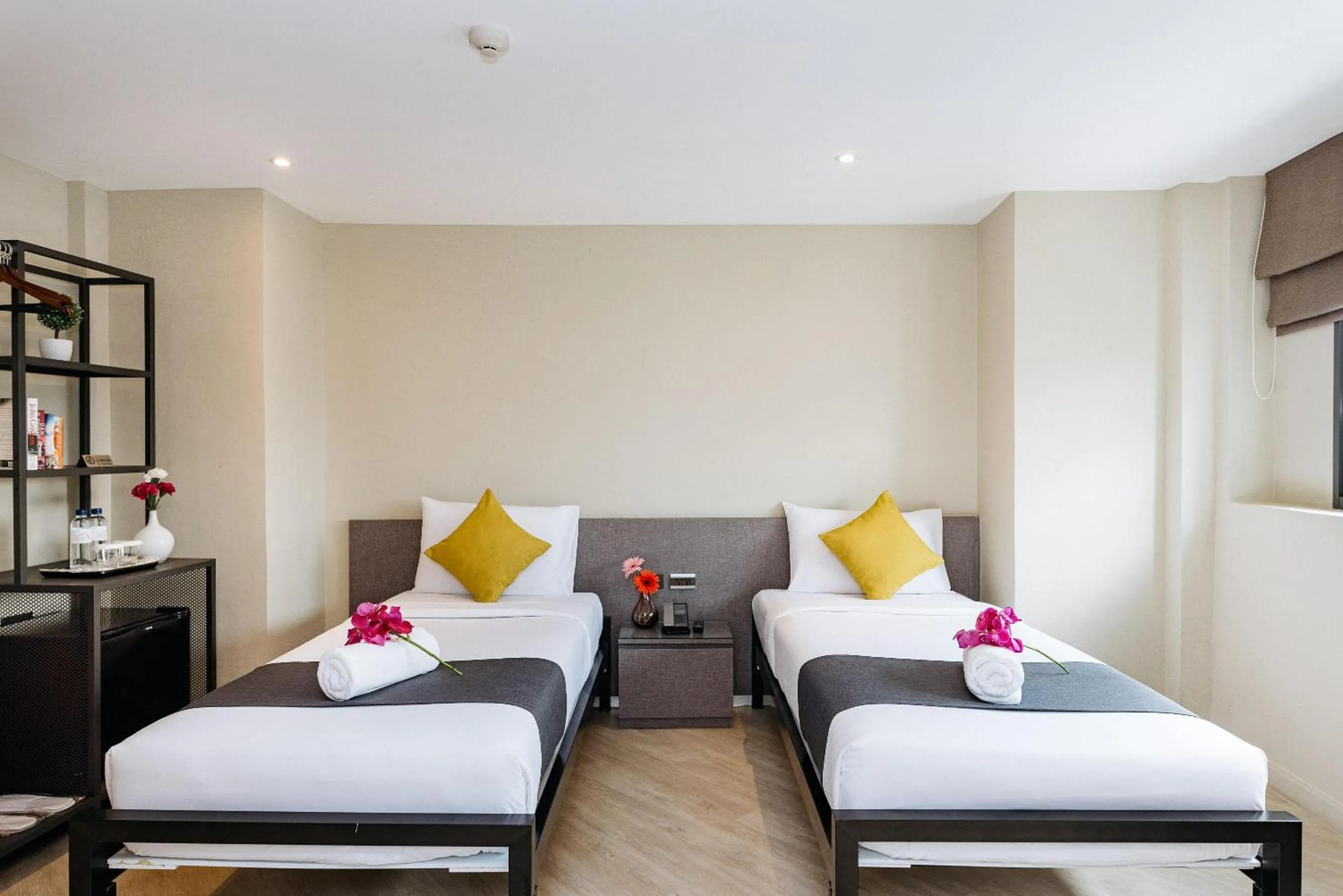 Superior Twin Room in Lucky House Khaosan