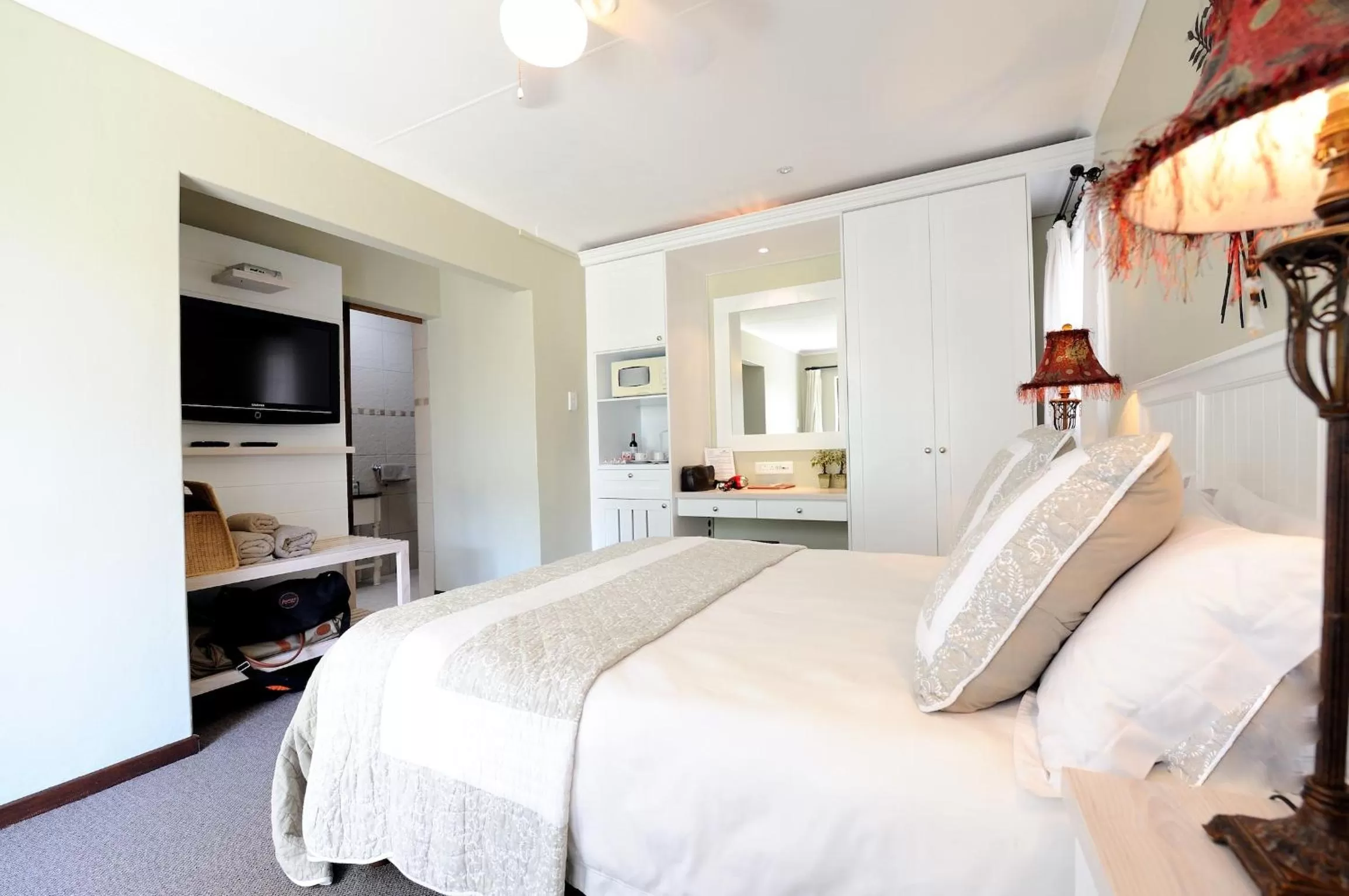Deluxe Double Room - single occupancy in Beachwalk Bed and Breakfast - #Solar Energy #No Loadshedding