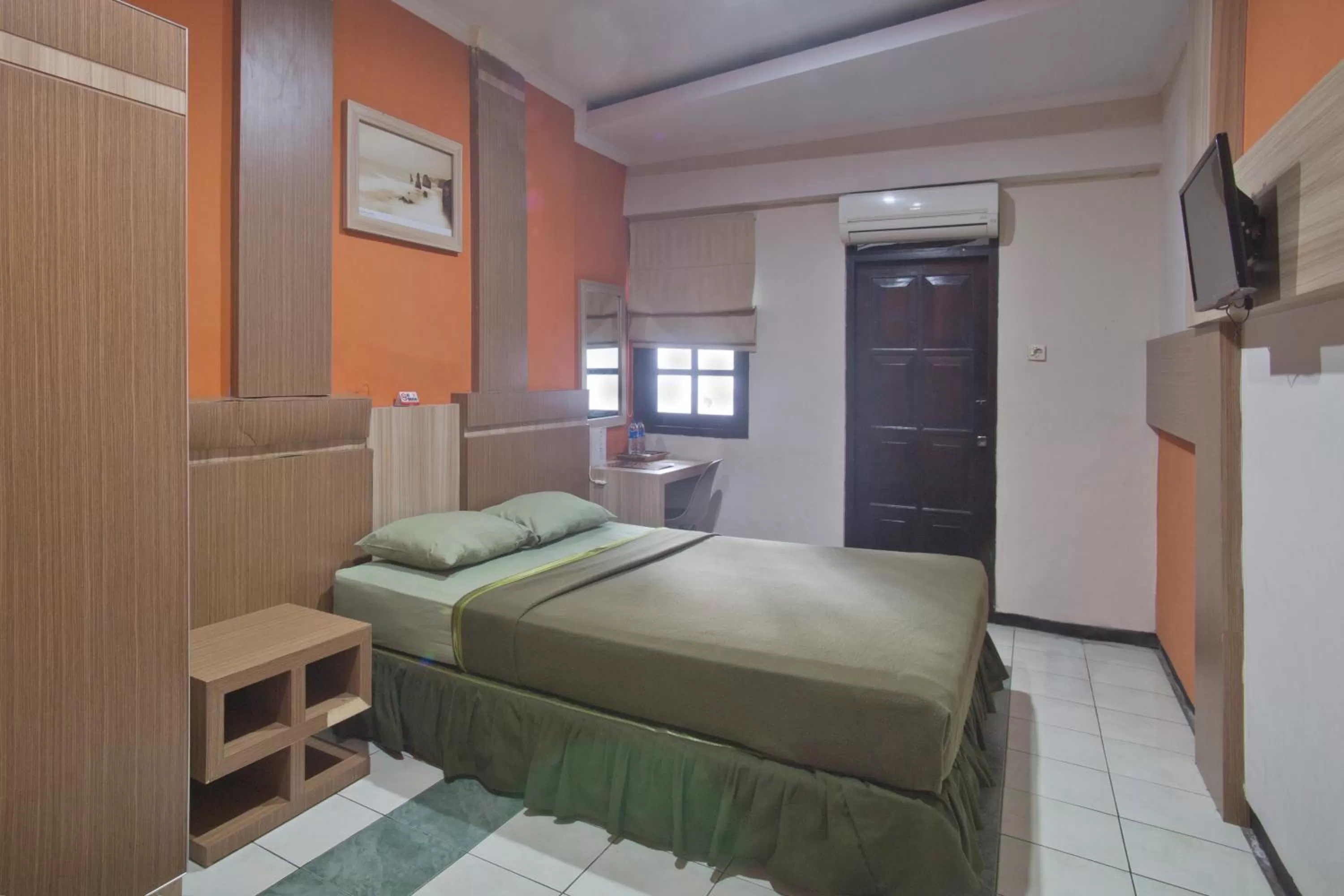 Standard Double Room in Hotel Galuh Anindita