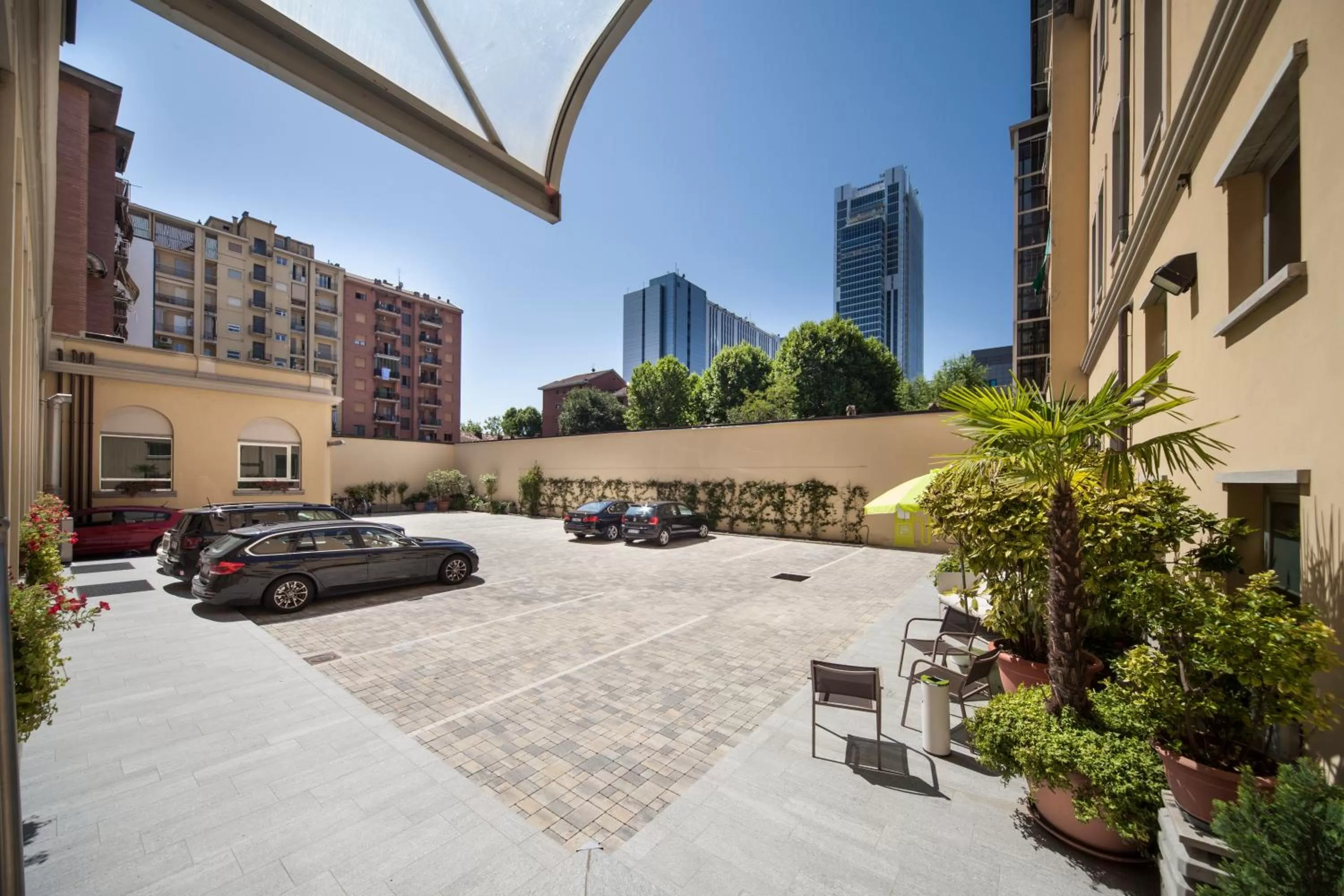 Property building in Residence Star