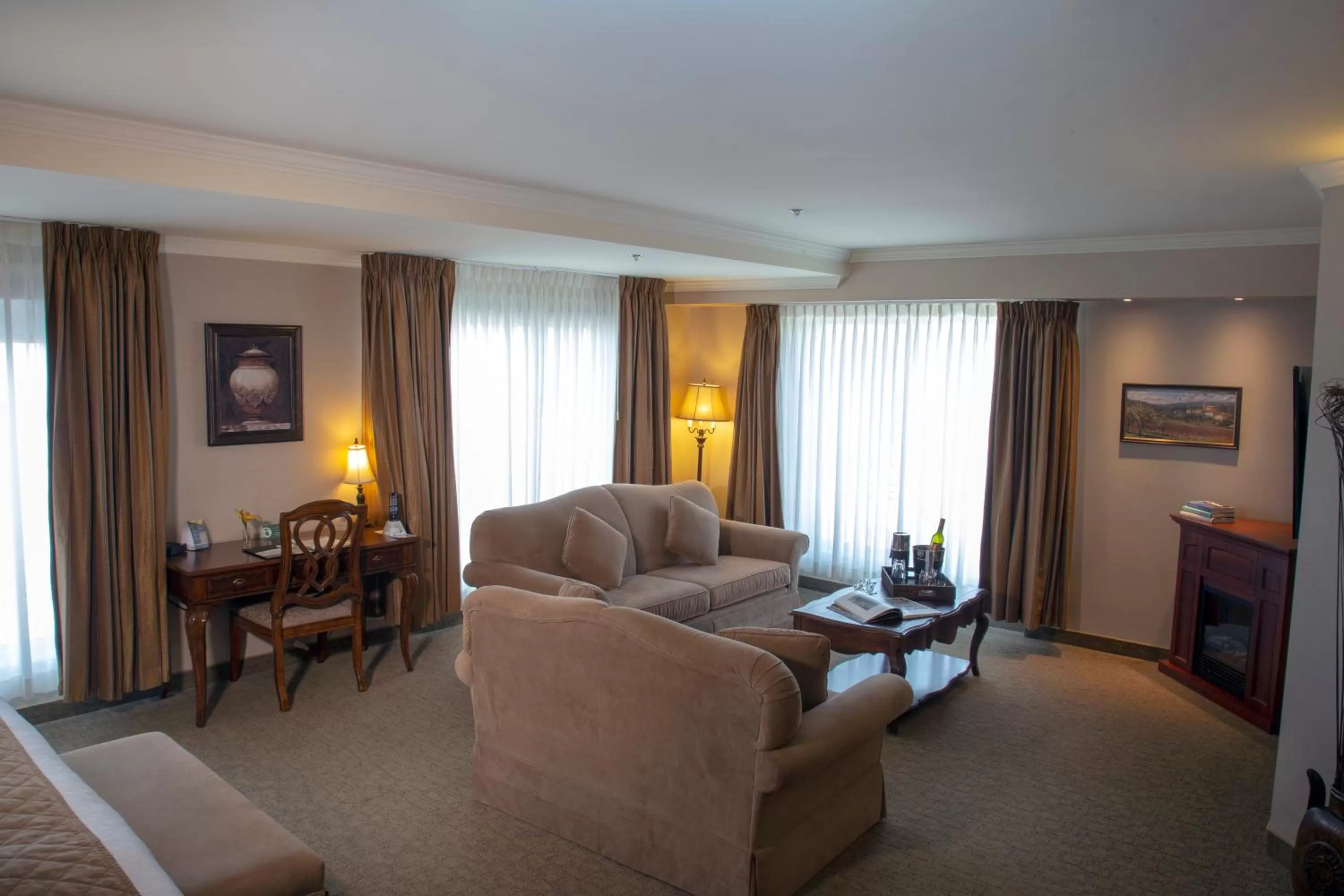 Presidential Suite in Hotel Brossard