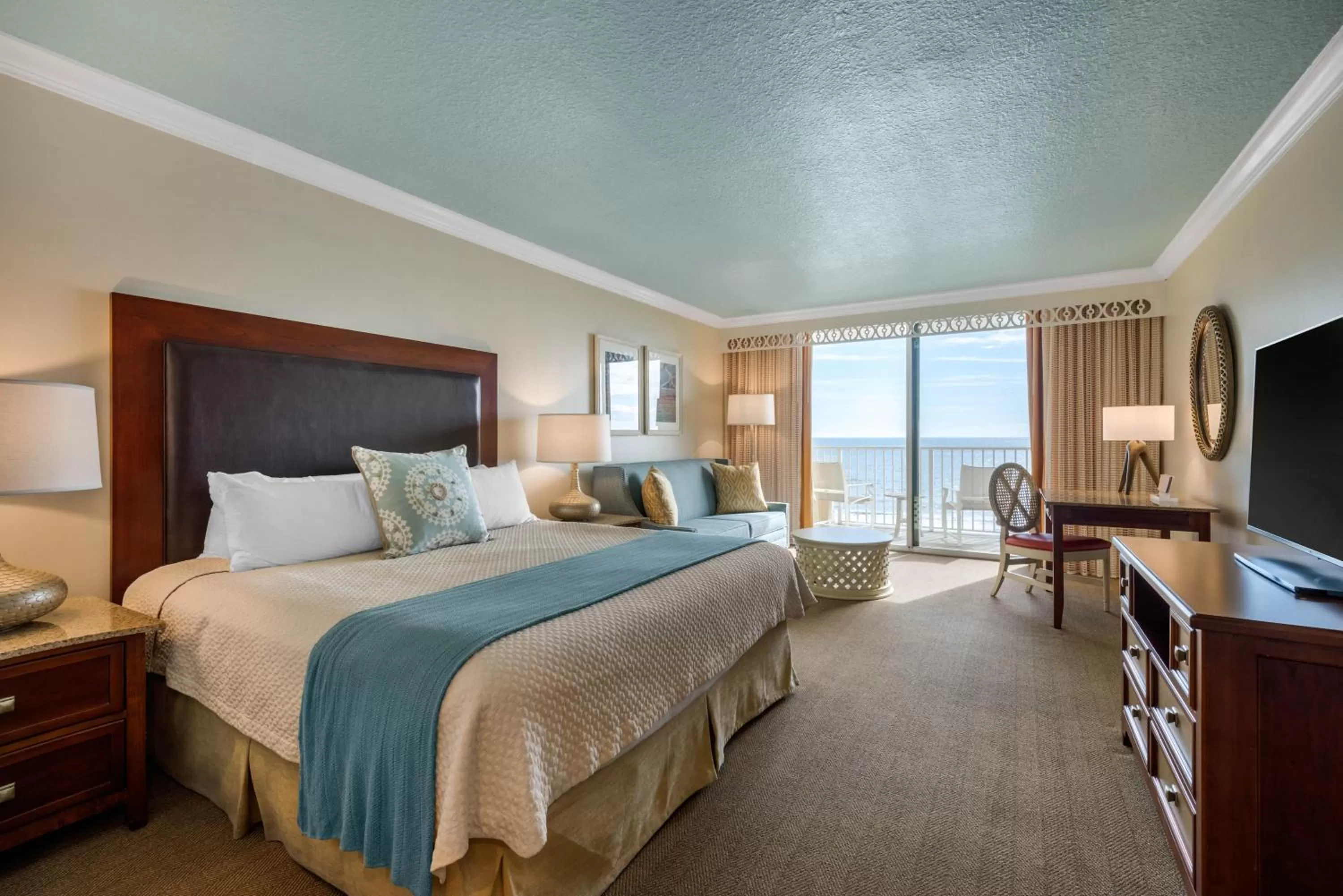 Deluxe Oceanfront with King Bed in Omni Amelia Island Resort
