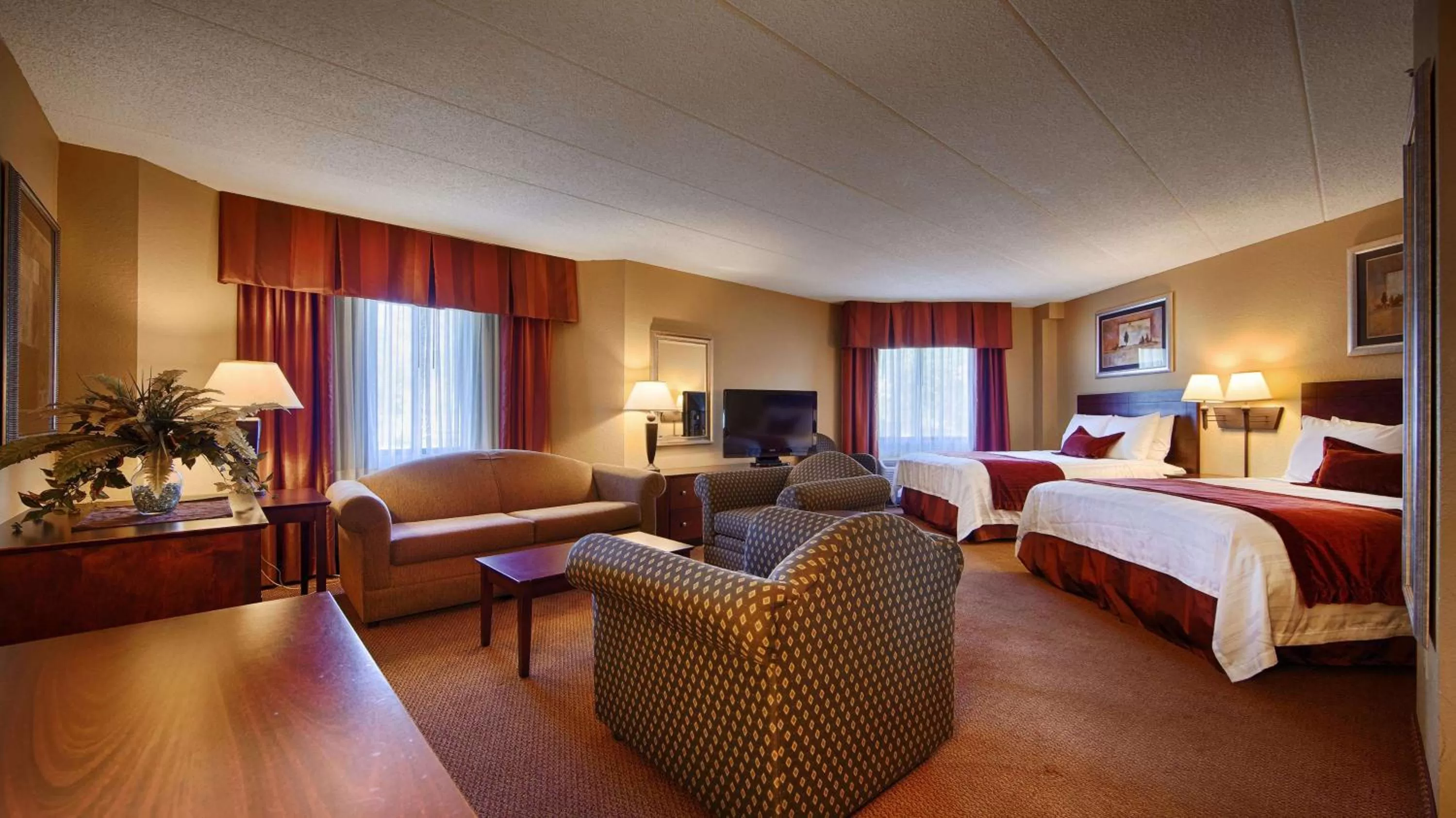 Queen Suite with Two Queen Beds - Non-Smoking in Best Western Plus Dakota Ridge