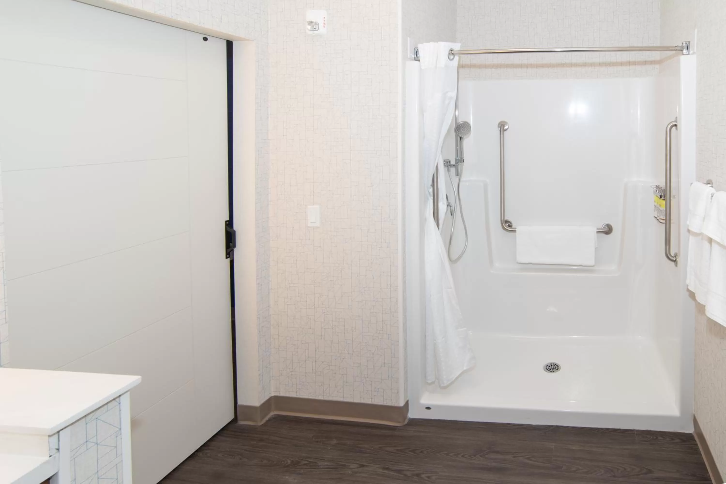 Room with Two Beds - Hearing Accessible - Non-Smoking in Holiday Inn Express & Suites - North Battleford by IHG