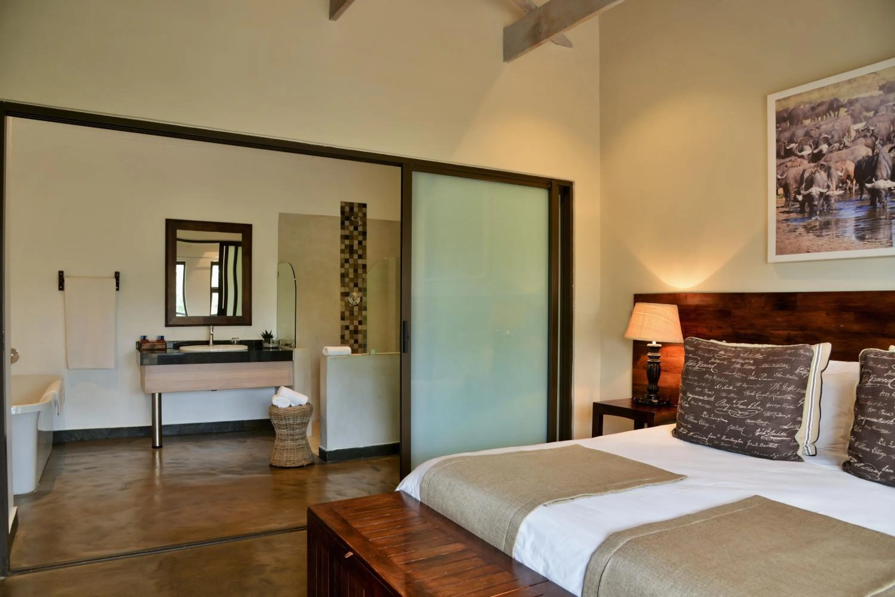 Classic King Room in Bushveld Terrace Safari Hotel, Lodge & Spa
