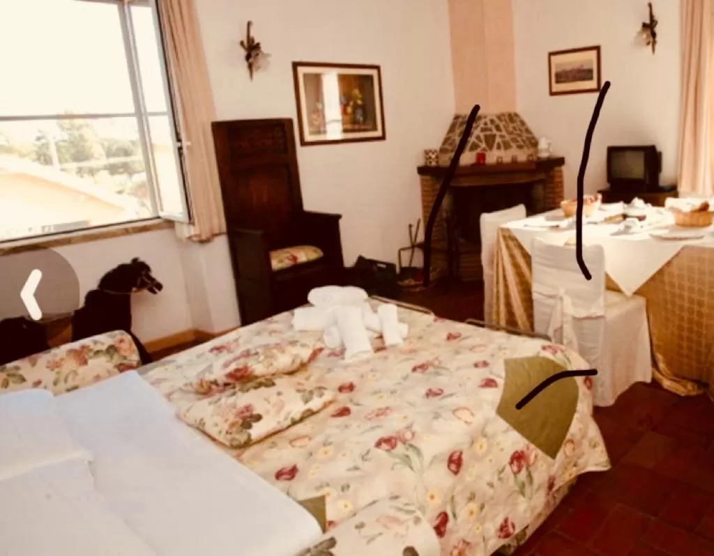 Large Double or Twin Room in AGRITURISMO NUOVA FATTORIA