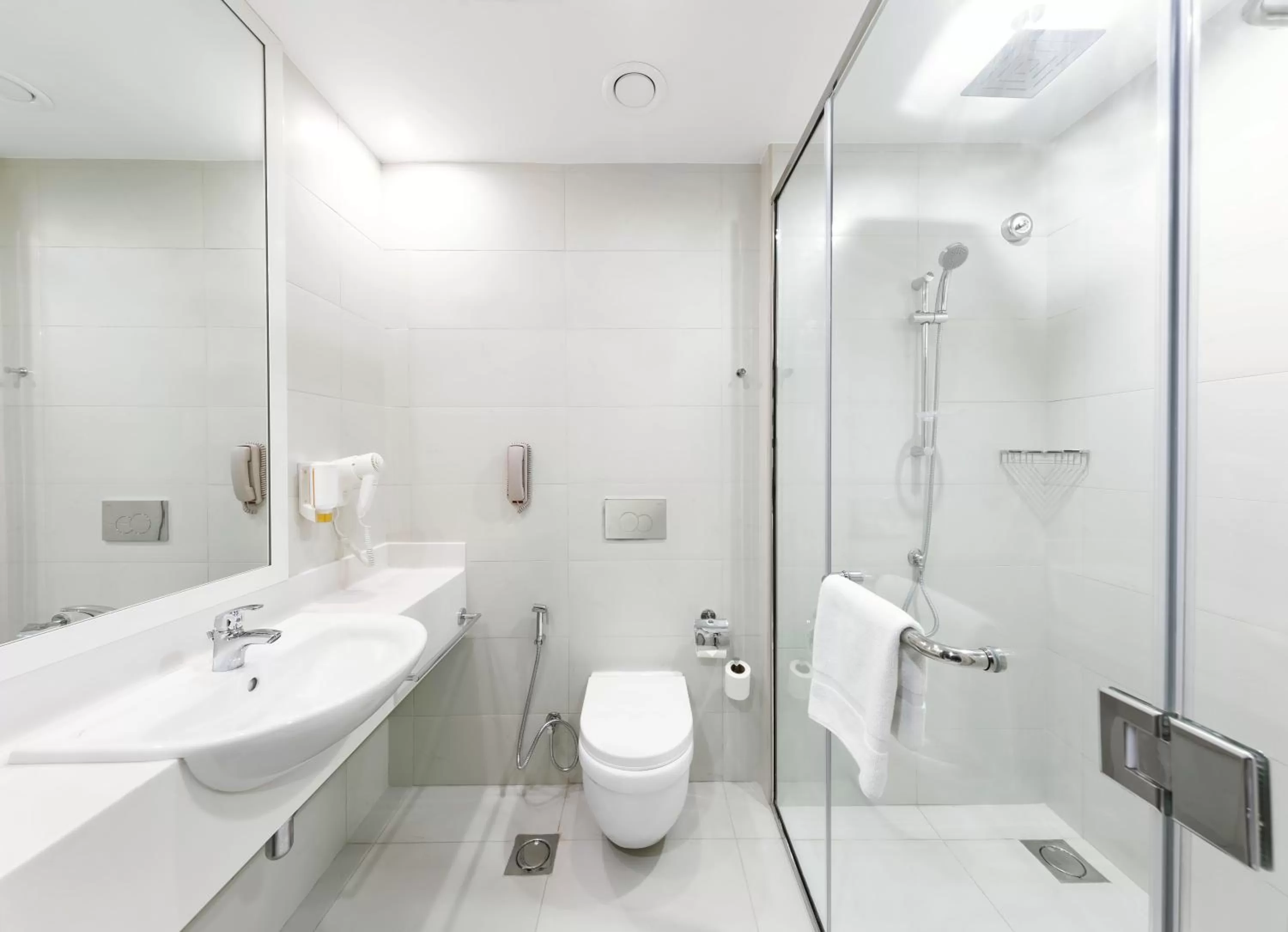 Twin Room with Extra Bed in Citymax Hotel Ras Al Khaimah