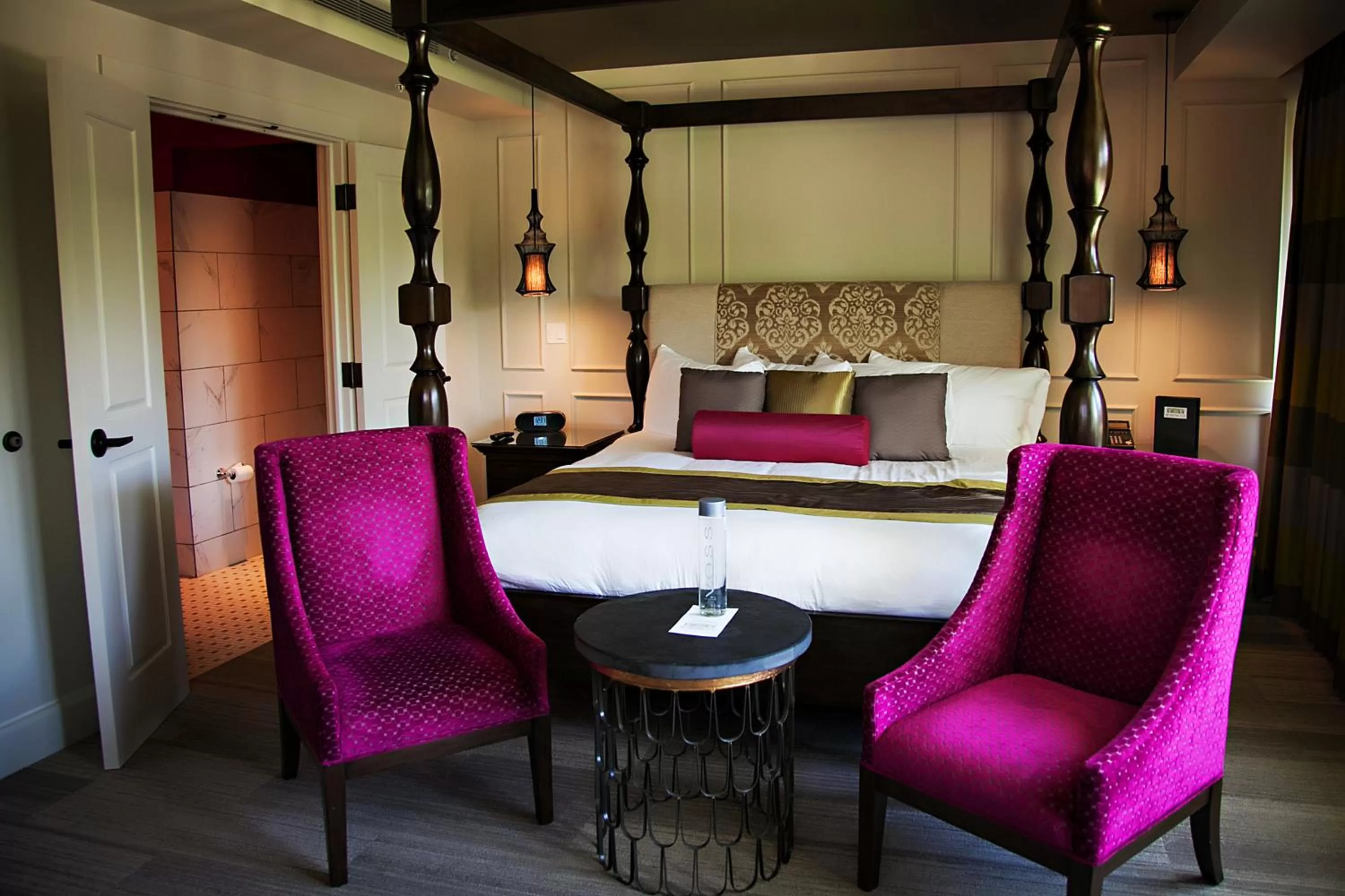 Premium King Room with Park View in The Birchwood