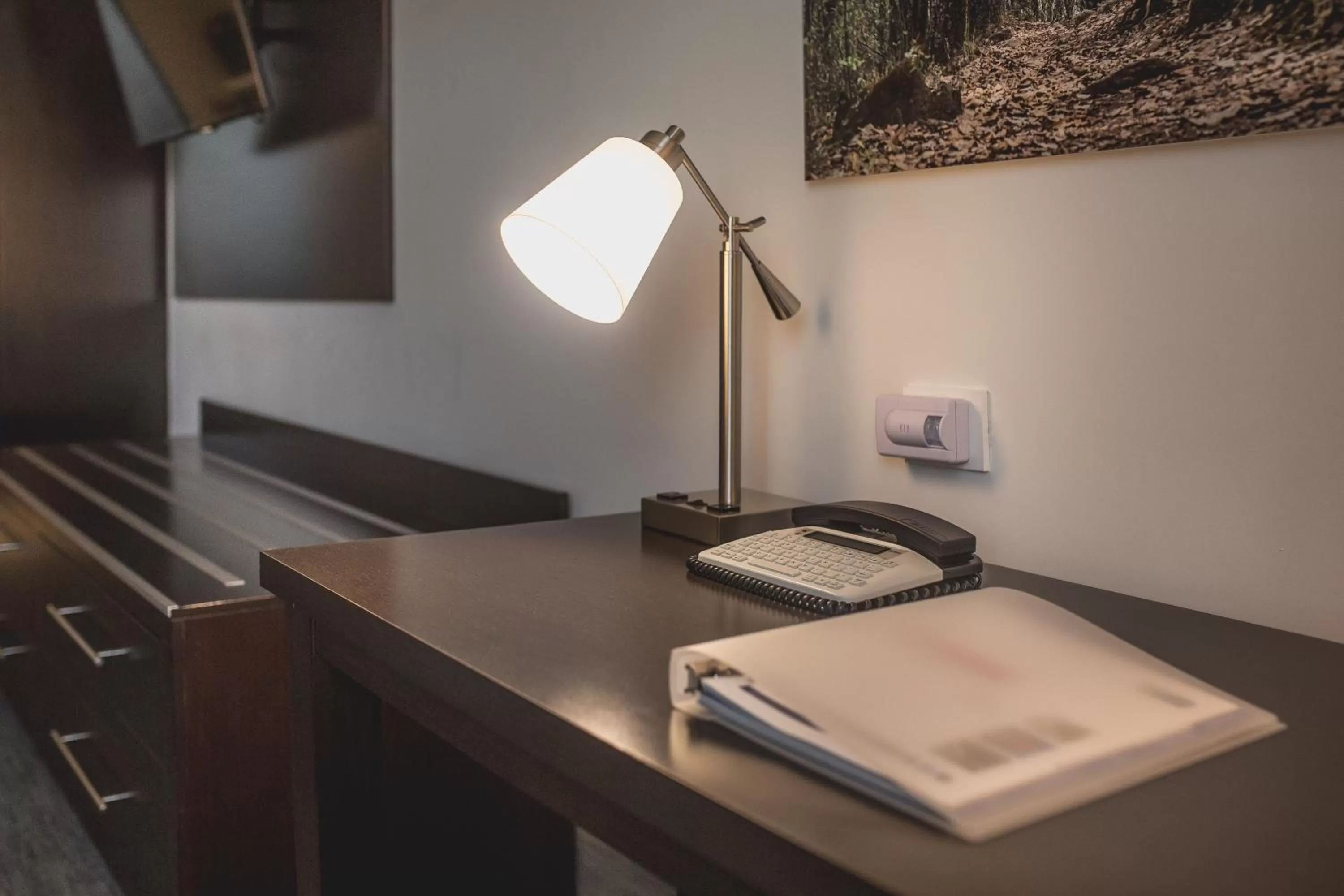 Standard King Room - Accessible in Holiday Inn Express & Suites Silao Aeropuerto Terminal by IHG