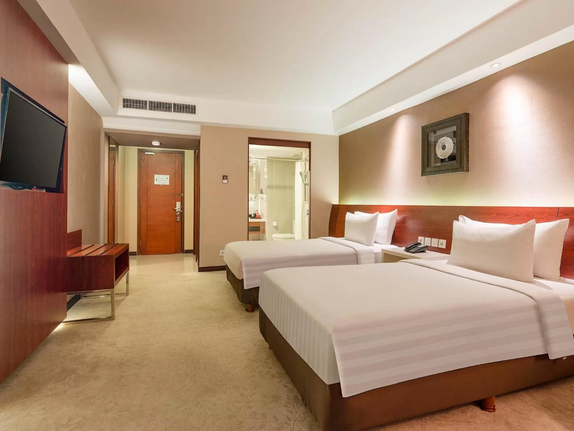 Deluxe Double or Twin Room in The Alana Yogyakarta Hotel and Convention Center