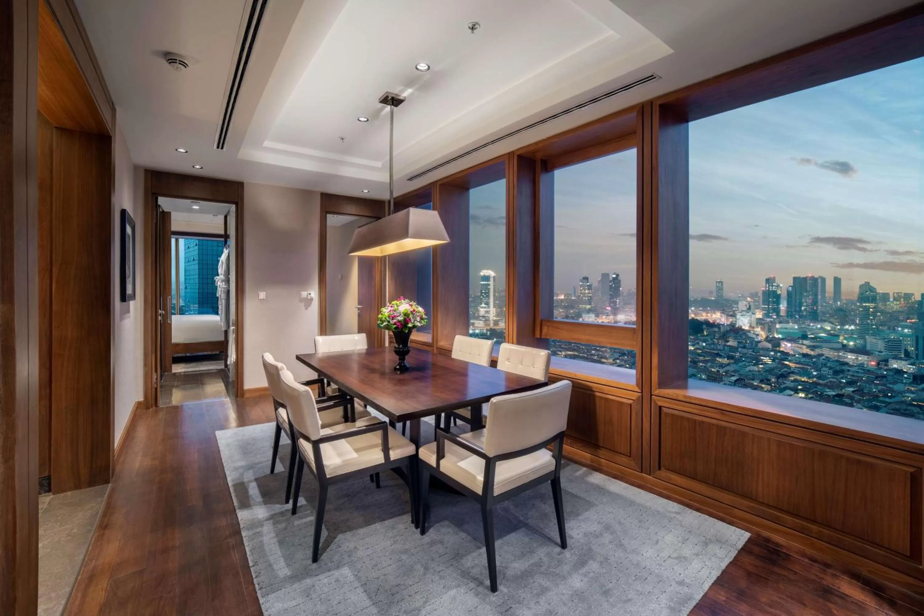 Bomonti Home Suite Sea view with Lounge Access in Hilton Istanbul Bomonti