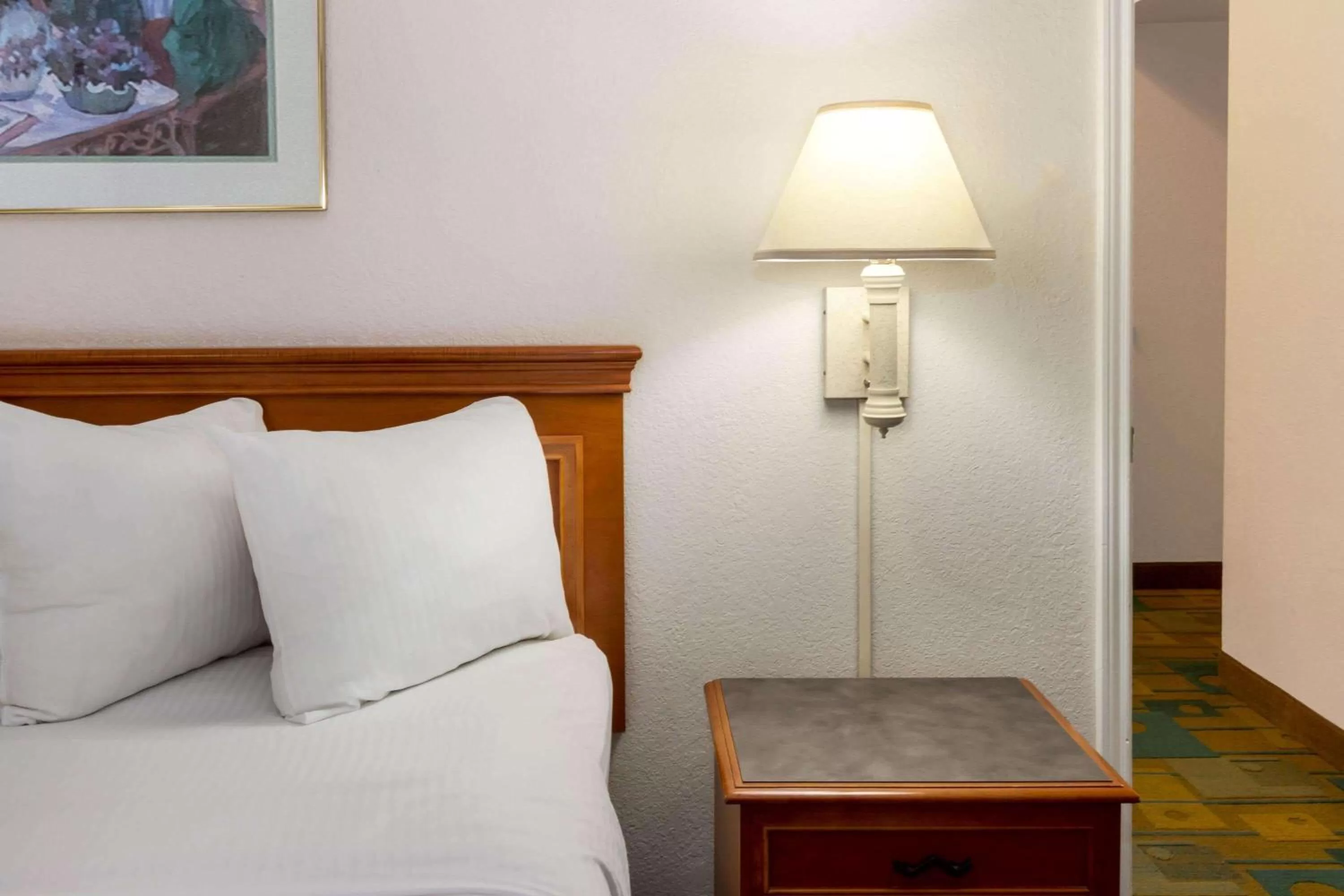 Deluxe Double Room with Two Double Beds in La Quinta Inn by Wyndham Albuquerque Northeast