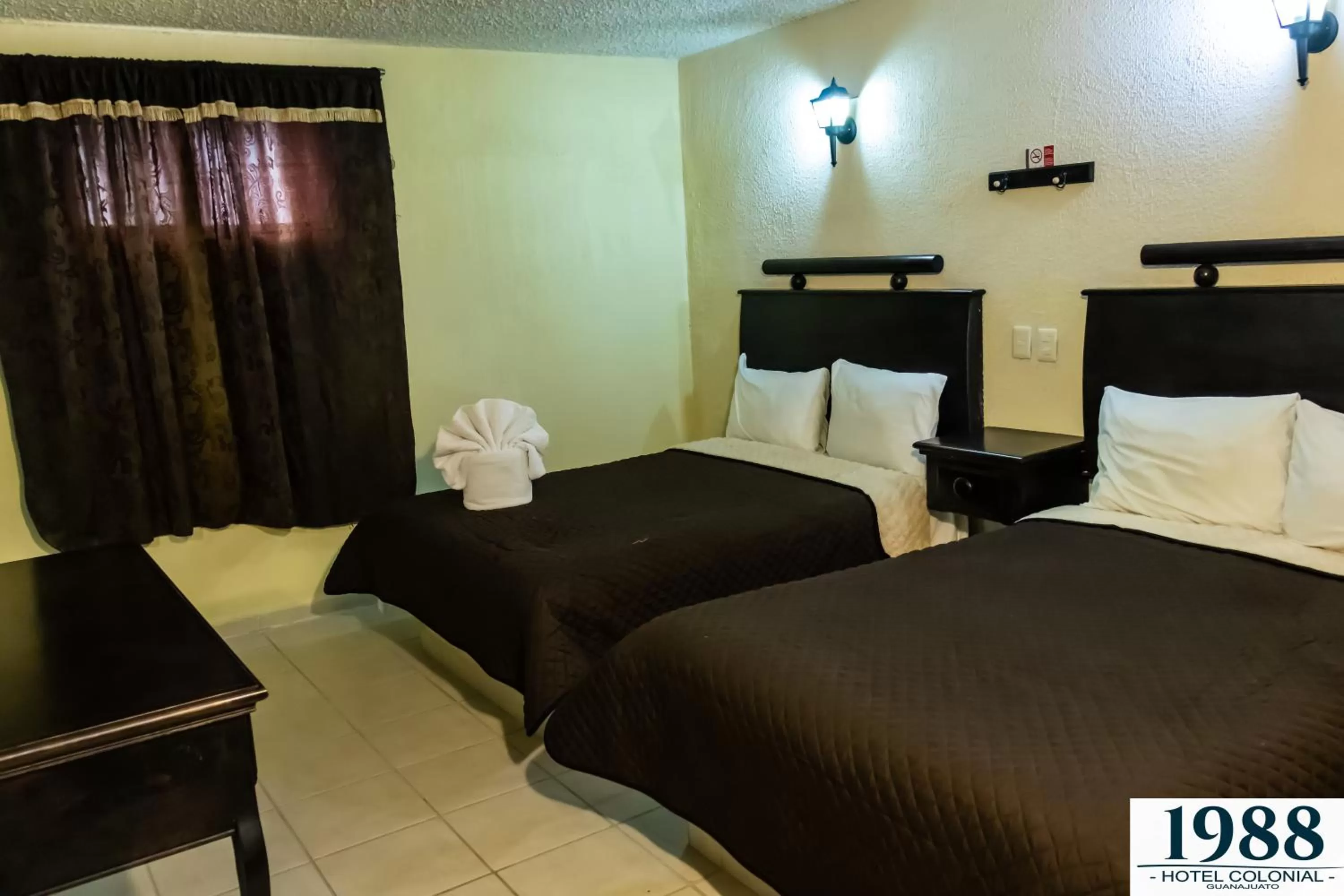 Standard Twin Room in Hotel 1988 Guanajuato