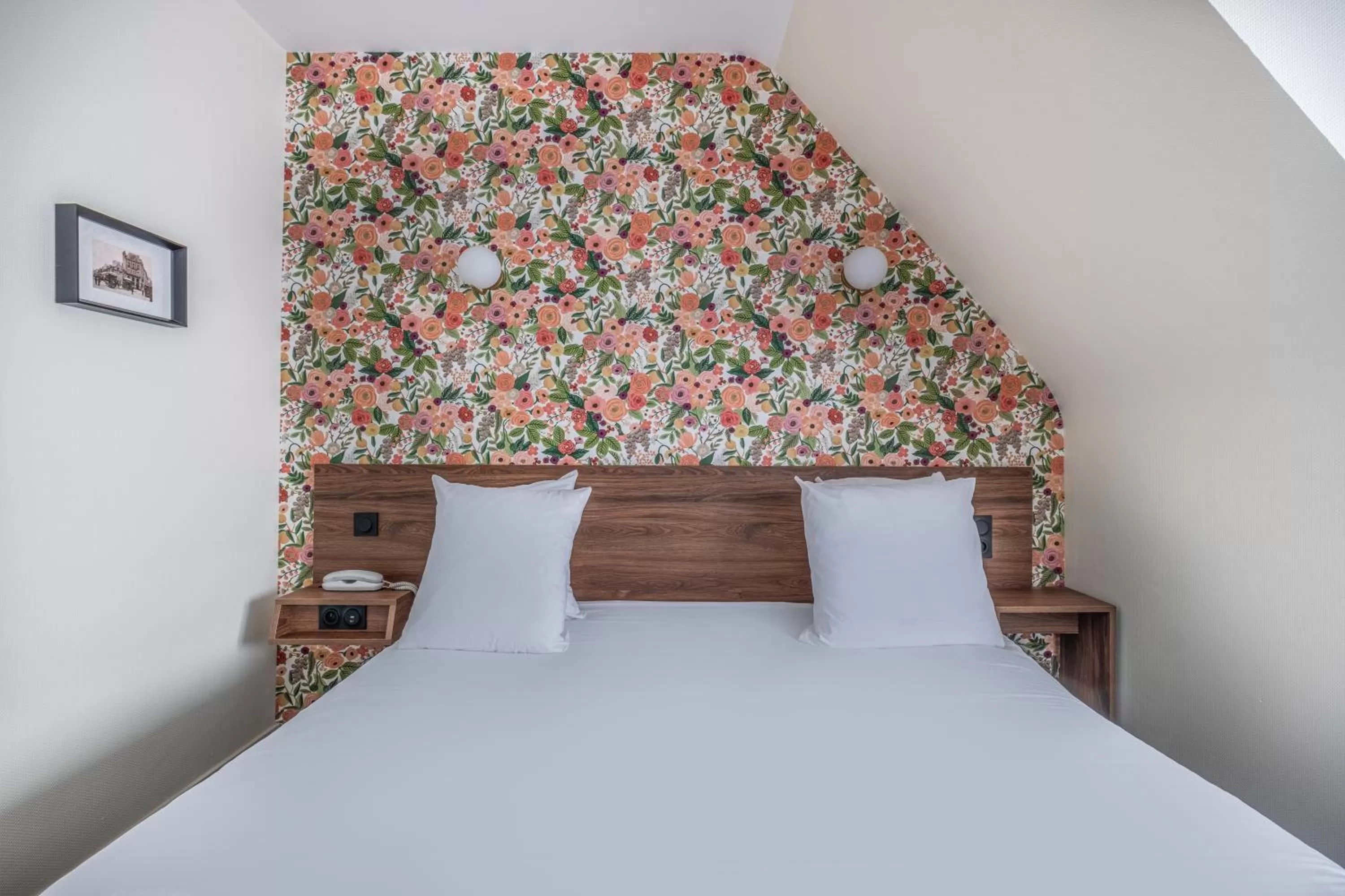 Standard Double Room in Sure Hotel By Best Western Lorient Centre