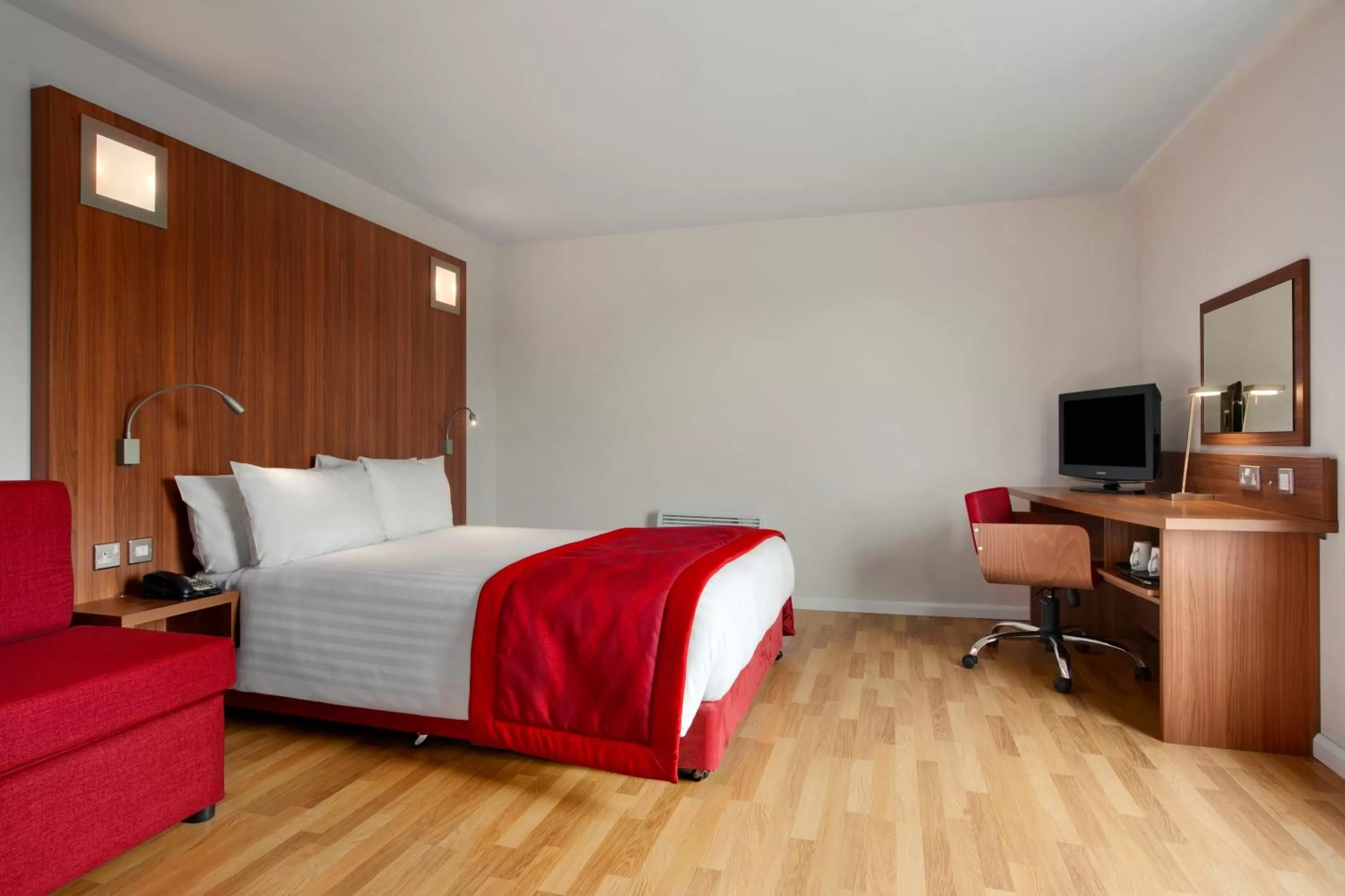 Double Room - Non-Smoking  in Ramada Encore Newcastle-Gateshead