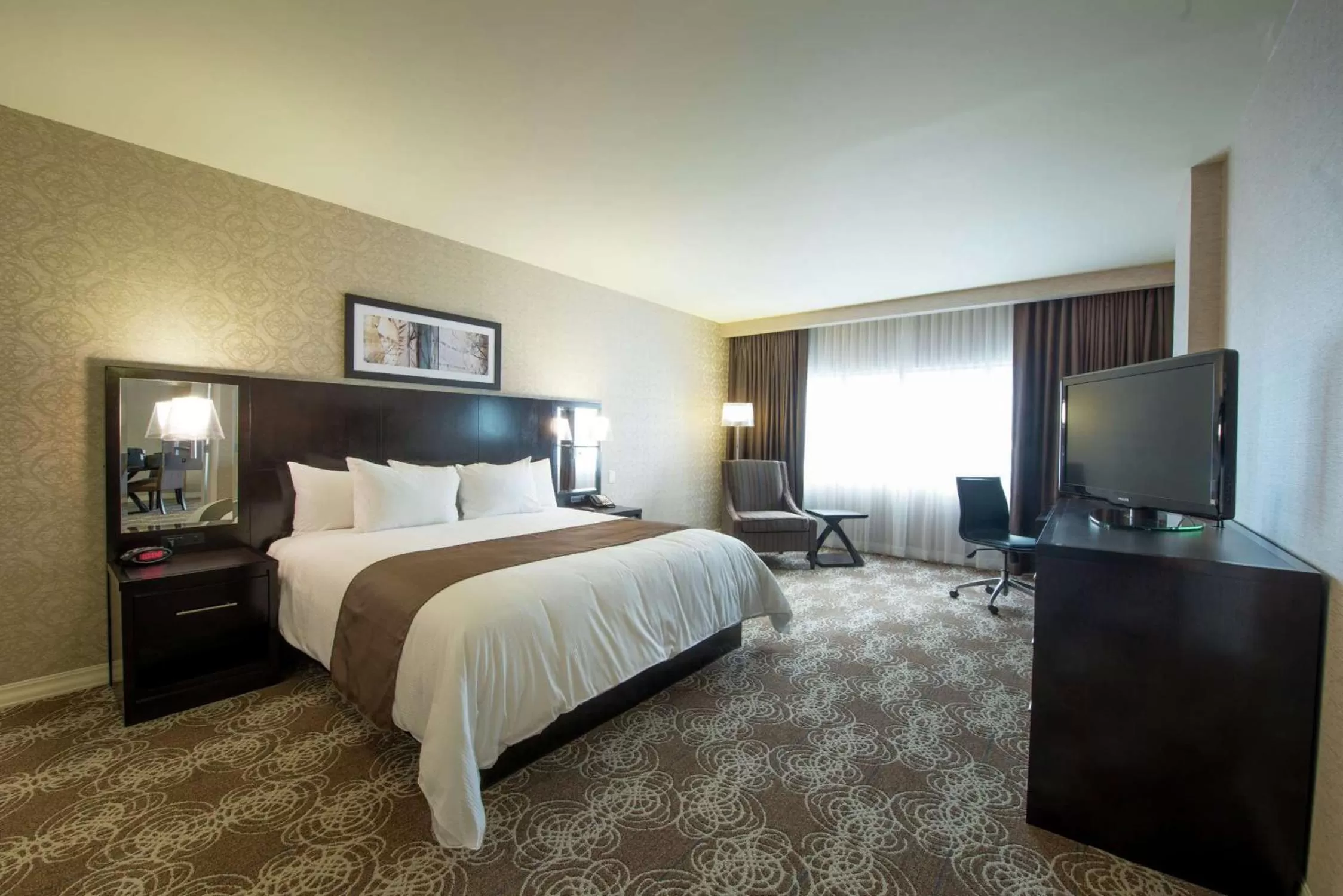 King Room - Non-Smoking in DoubleTree by Hilton Binghamton