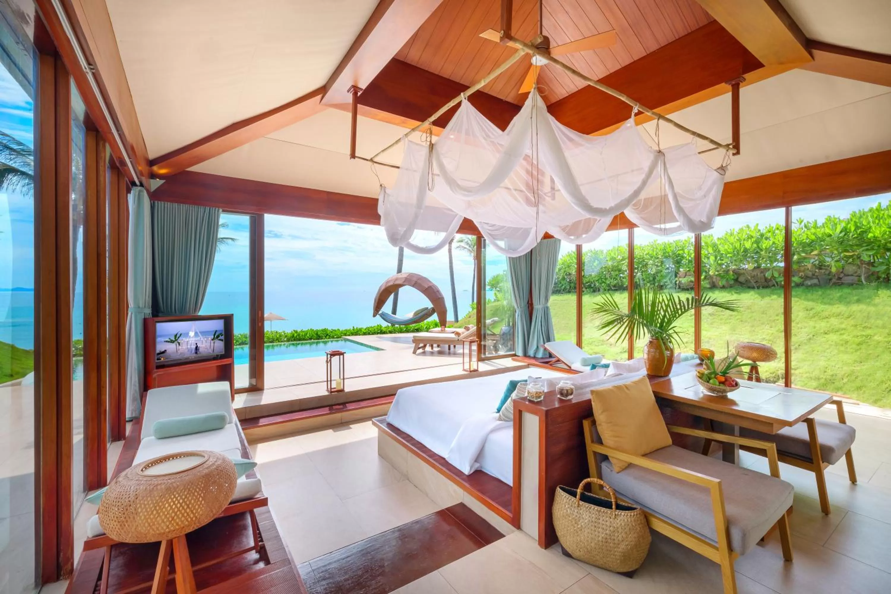 Beach Front Pool Villa - All Spa Inclusive in Fusion Resort Cam Ranh - All Spa Inclusive