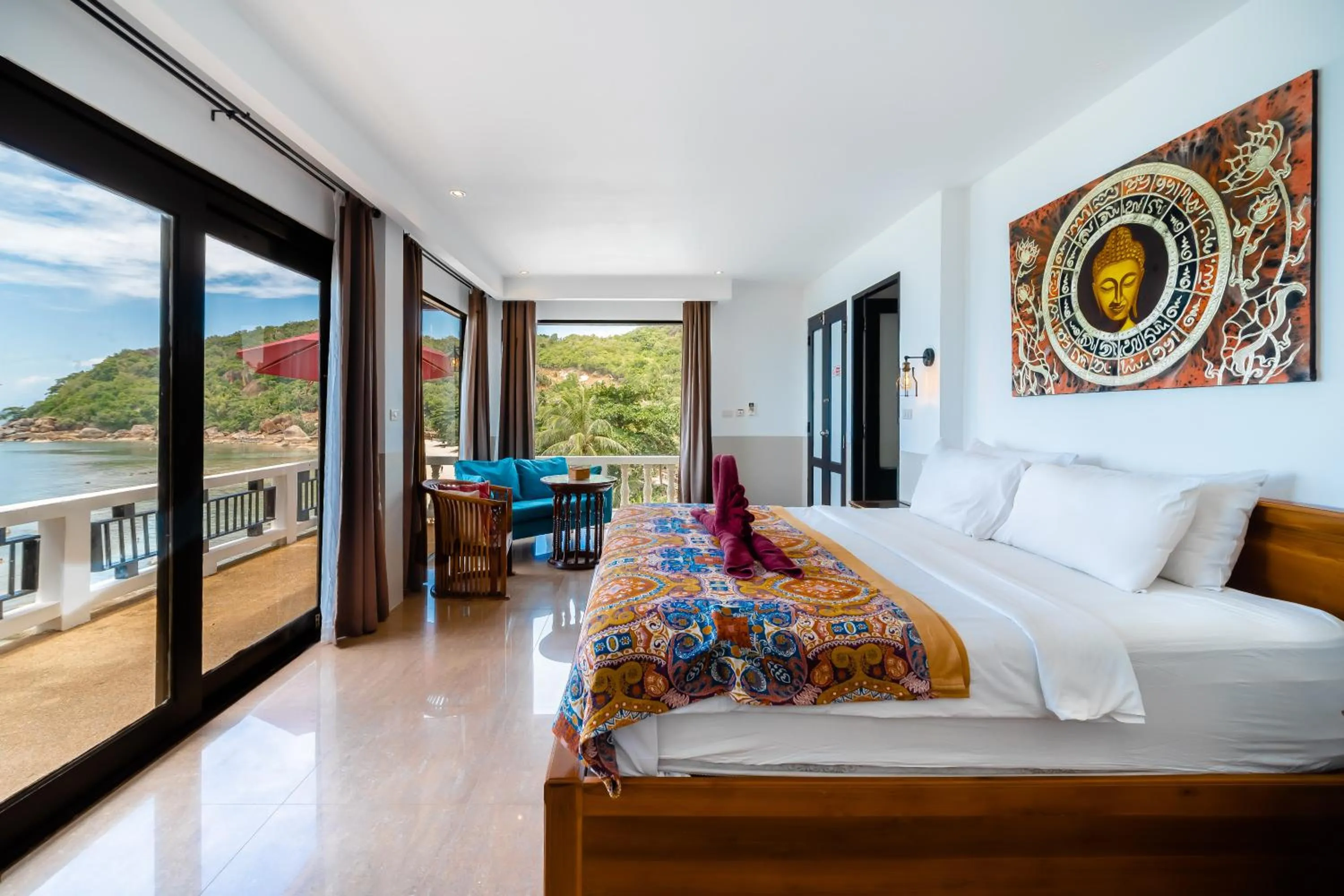 Grand Double Room with Sea View in Crystal Bay Beach Resort