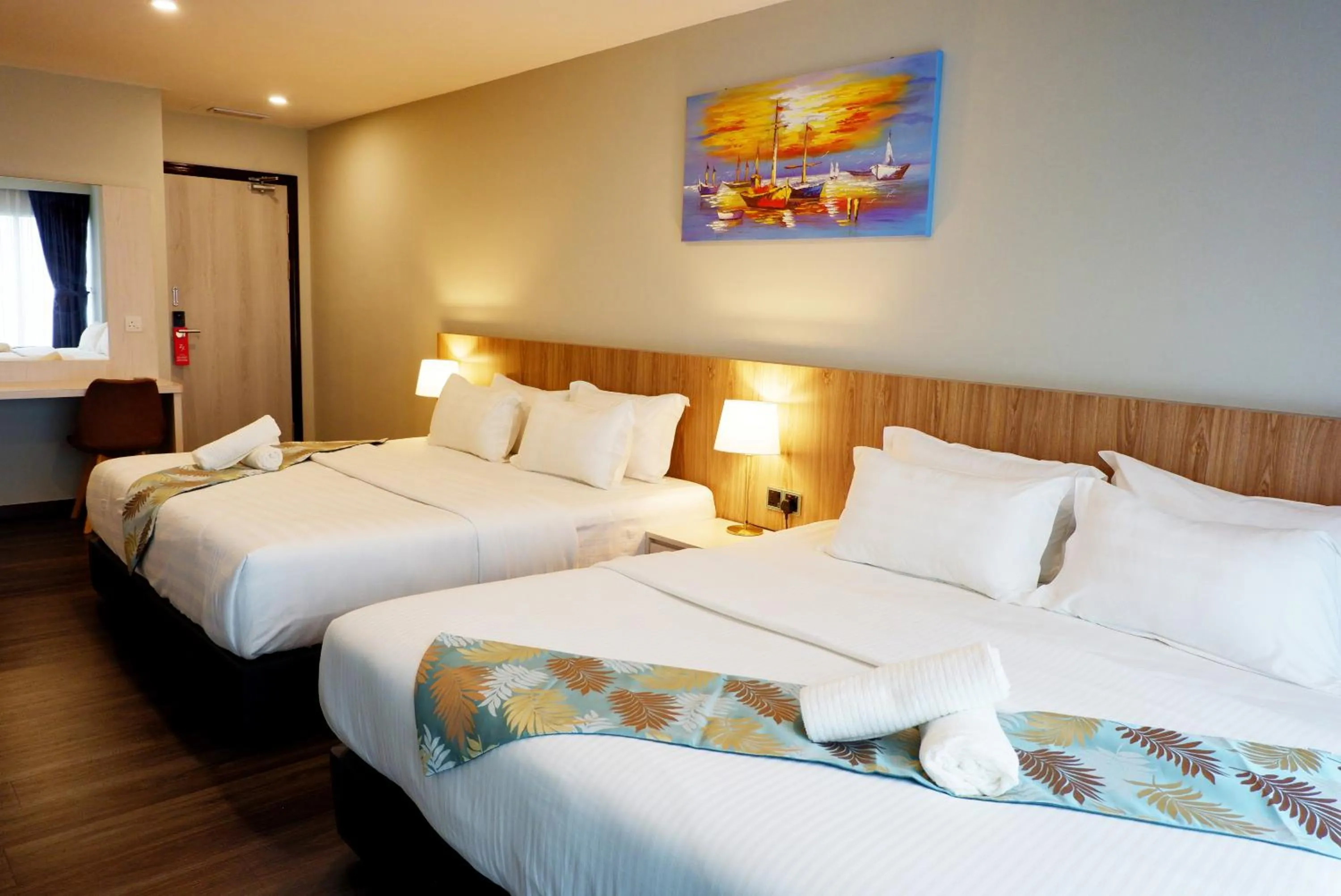 Deluxe Family Room in FLYPOD Hotel