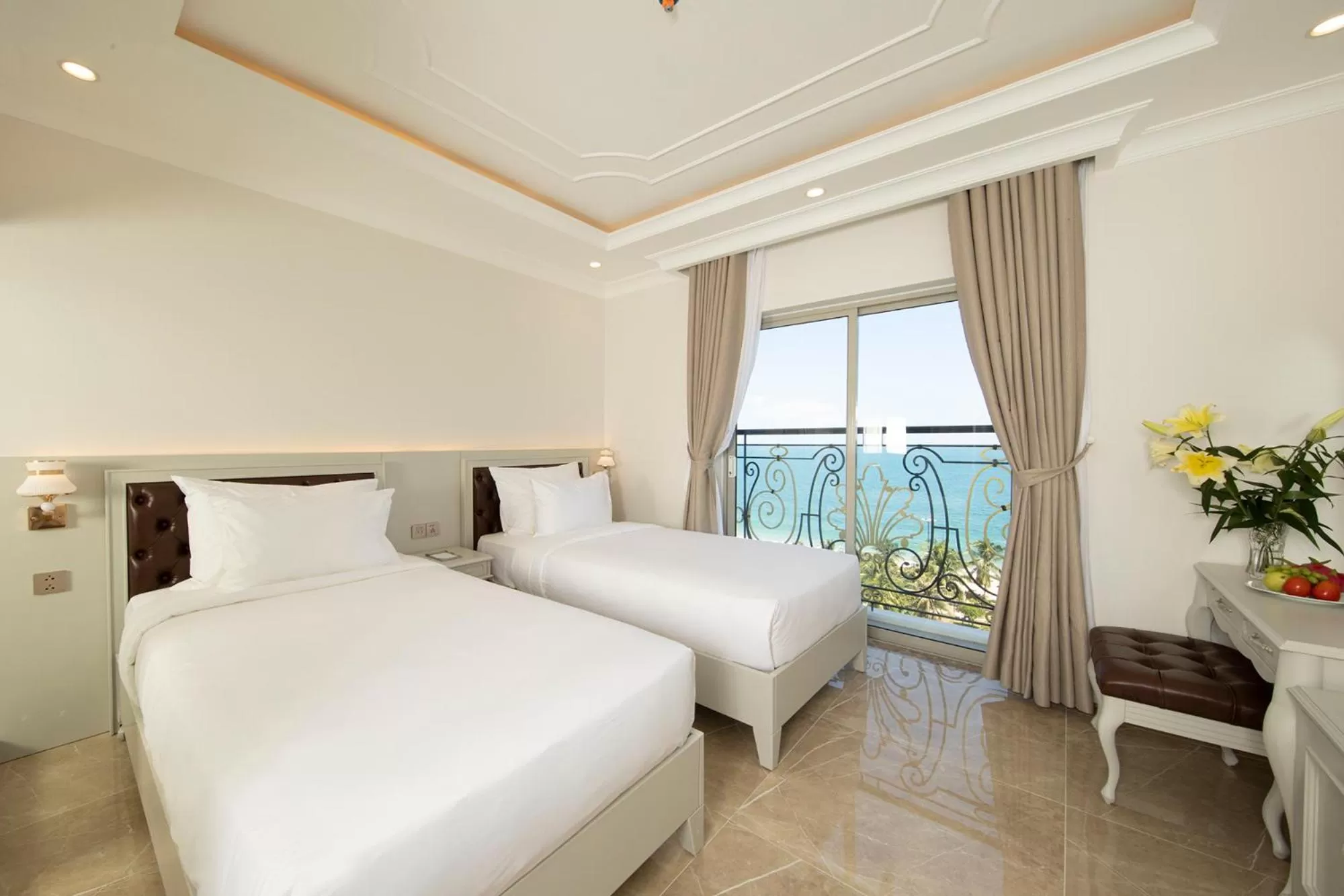Deluxe Twin Room Ocean View in Mercure Nha Trang Beach