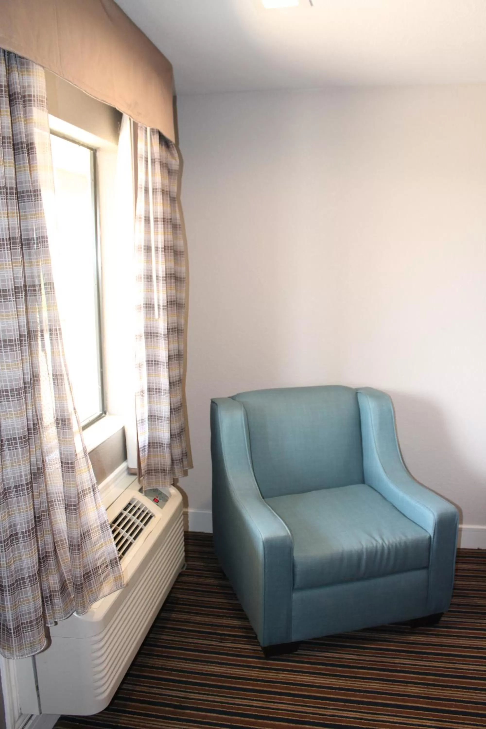 King Room - Non-Smoking in Quality Inn & Suites Port Arthur - Nederland