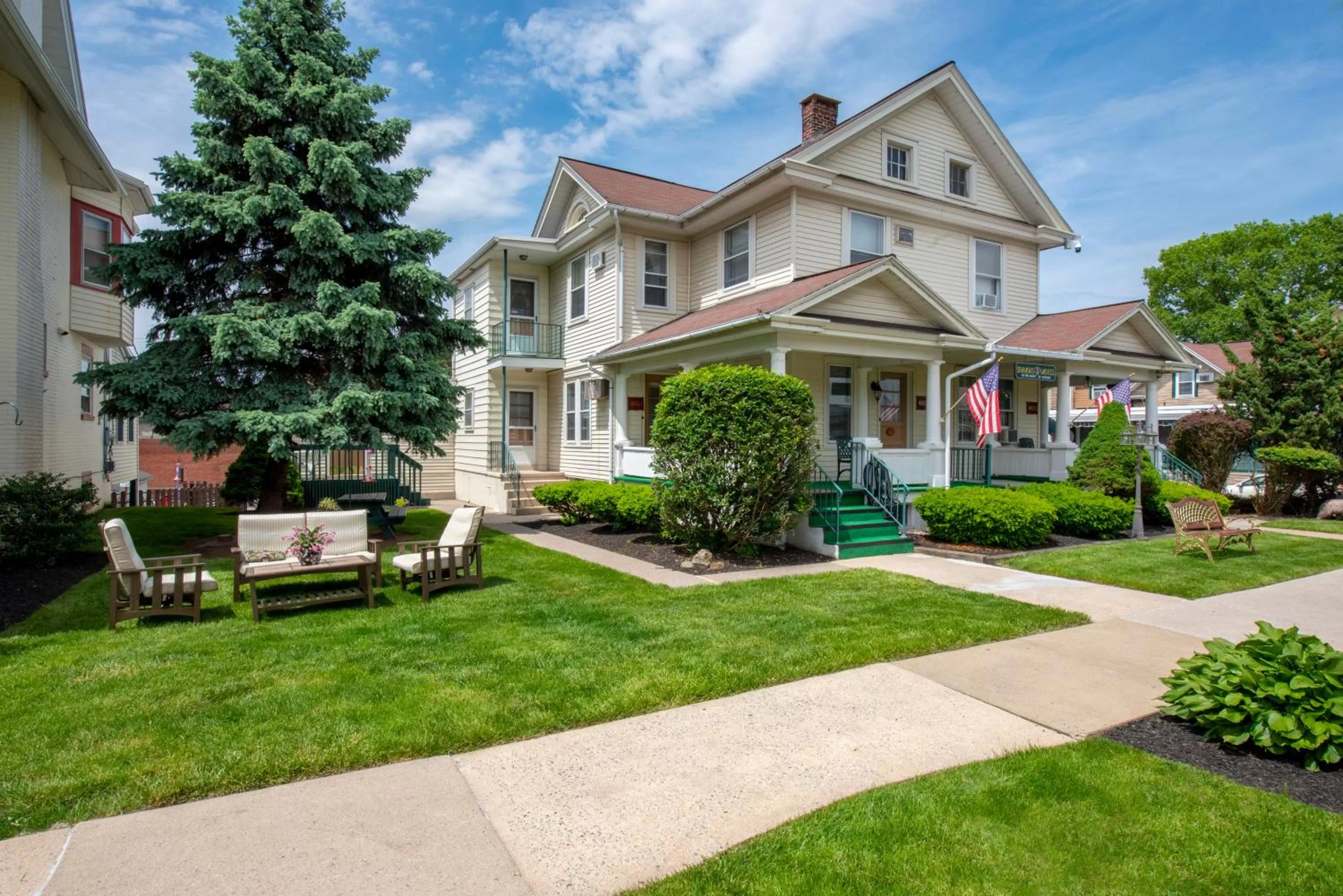 Apartment in Simmons Motel and Suites