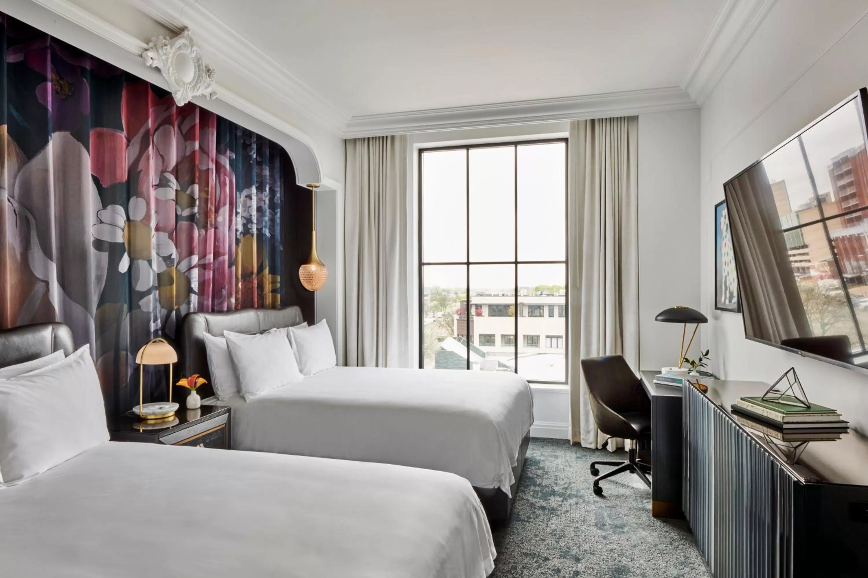 Standard Queen Room with Two Queen Beds in Daxton Hotel Birmingham, Curio Collection by Hilton