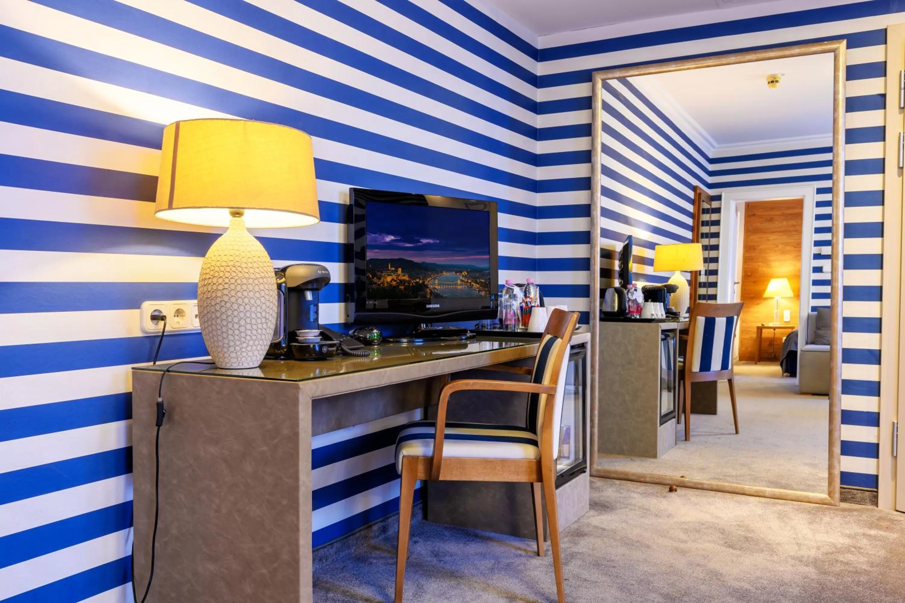 Suite in Ambra Hotel