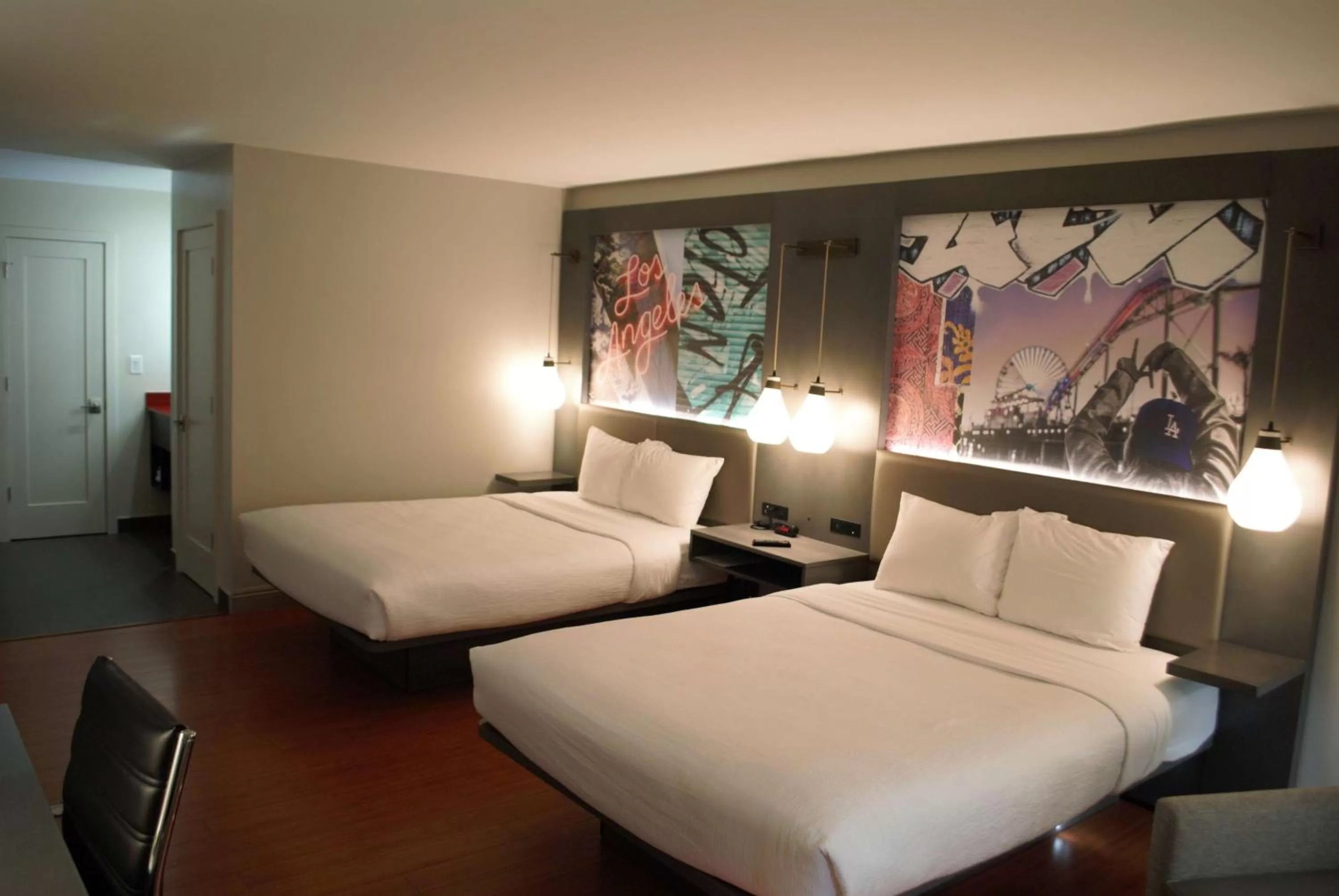 Double Room with Two Double Beds in Aiden Los Angeles Downtown Dragon Gate Inn