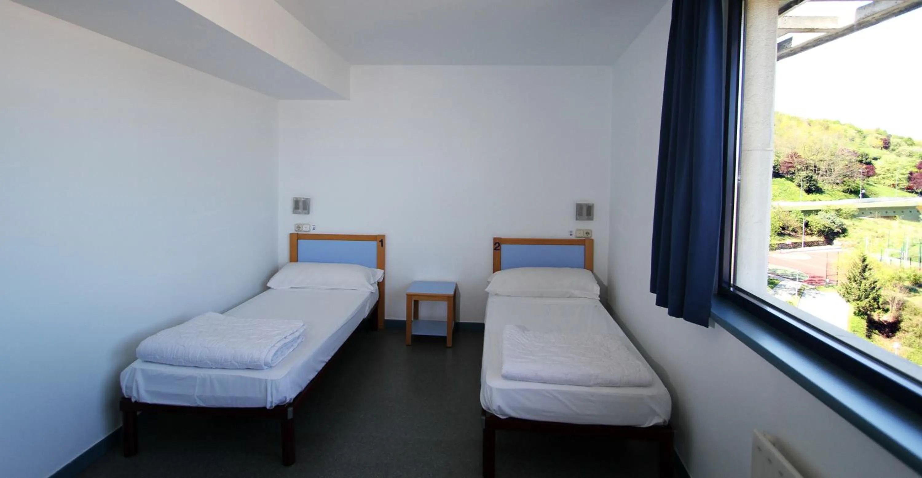 Double Room with Shared Bathroom in Bilbao Hostel