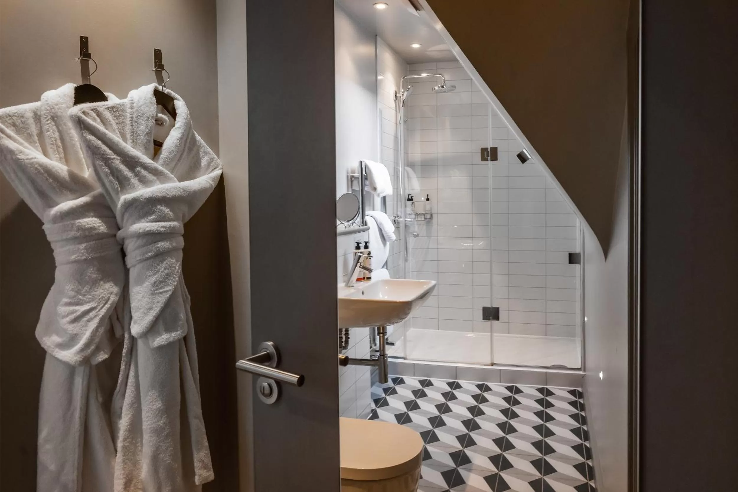 Large Double Room in The Ginger Pig