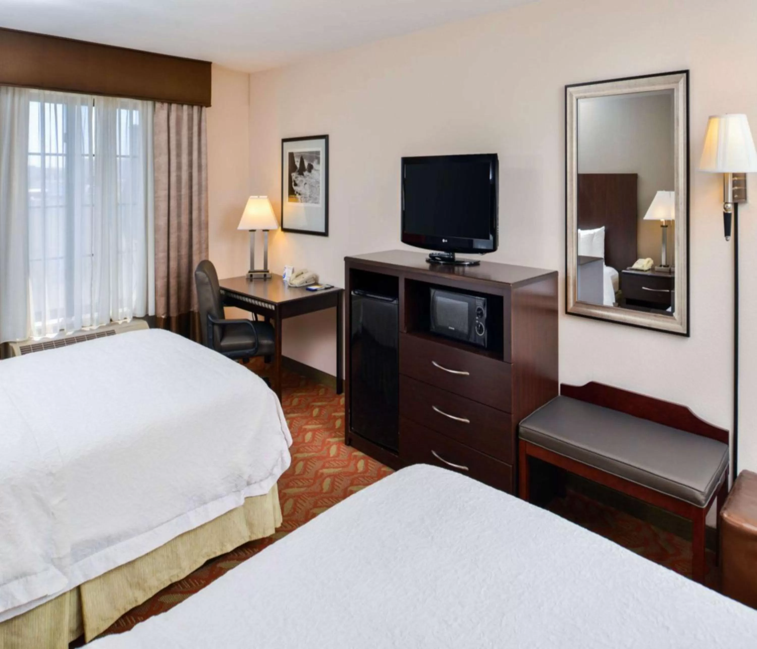 Room with Two Queen Beds - Non-Smoking in Hampton Inn & Suites San Francisco-Burlingame-Airport South