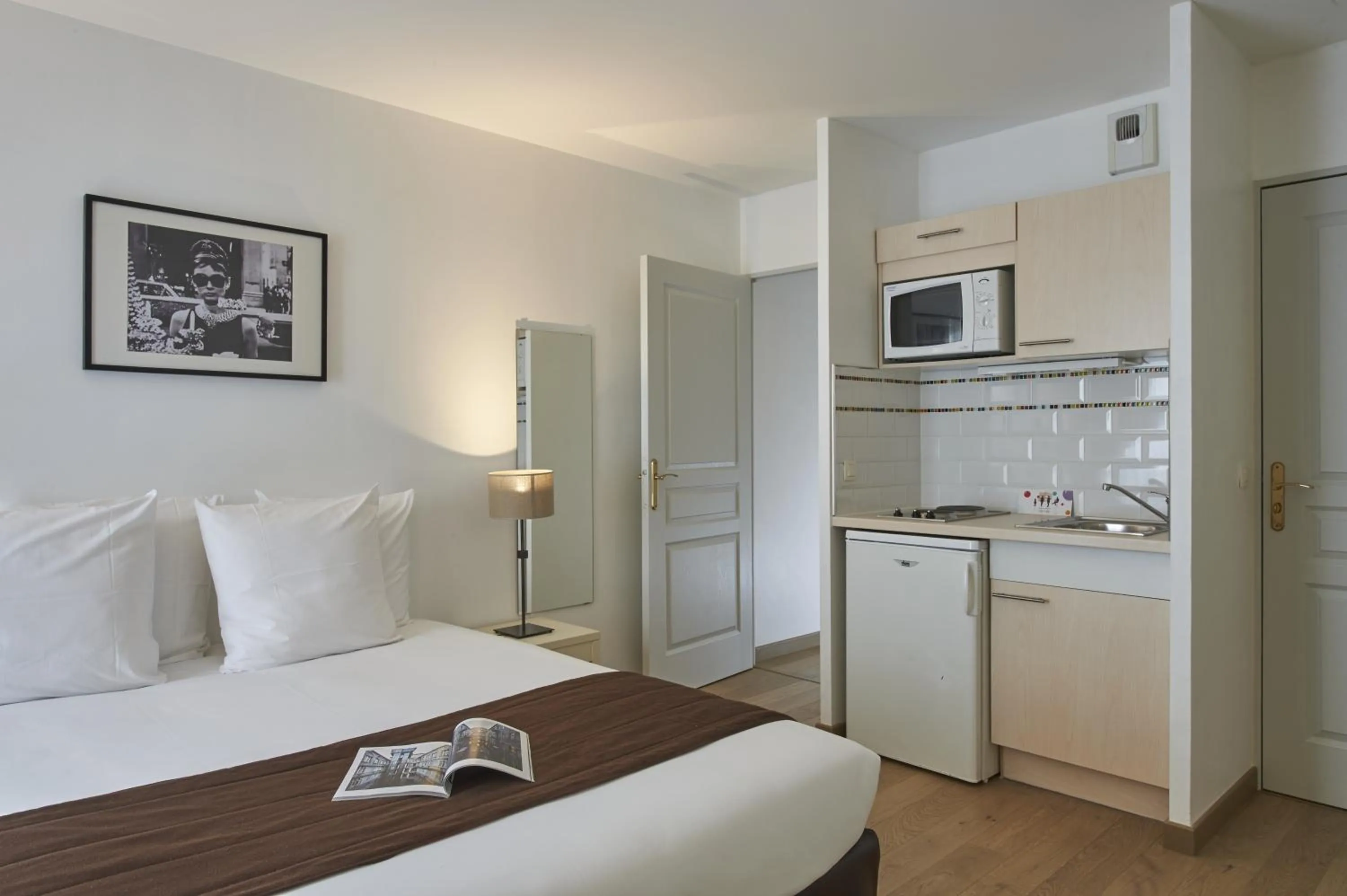Hotel Cerise Chatou