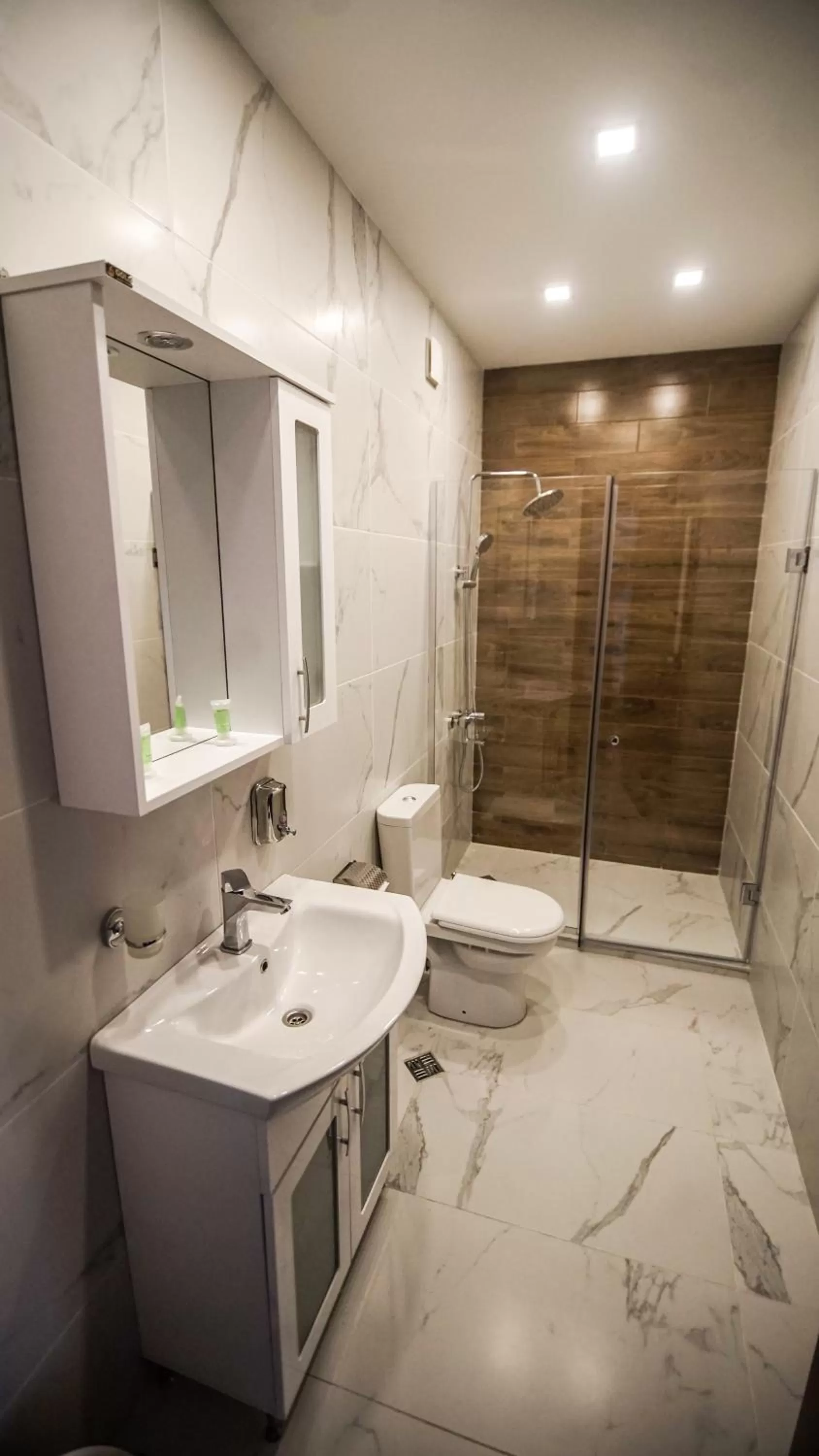 Standard Twin Room in Hotel King Tom