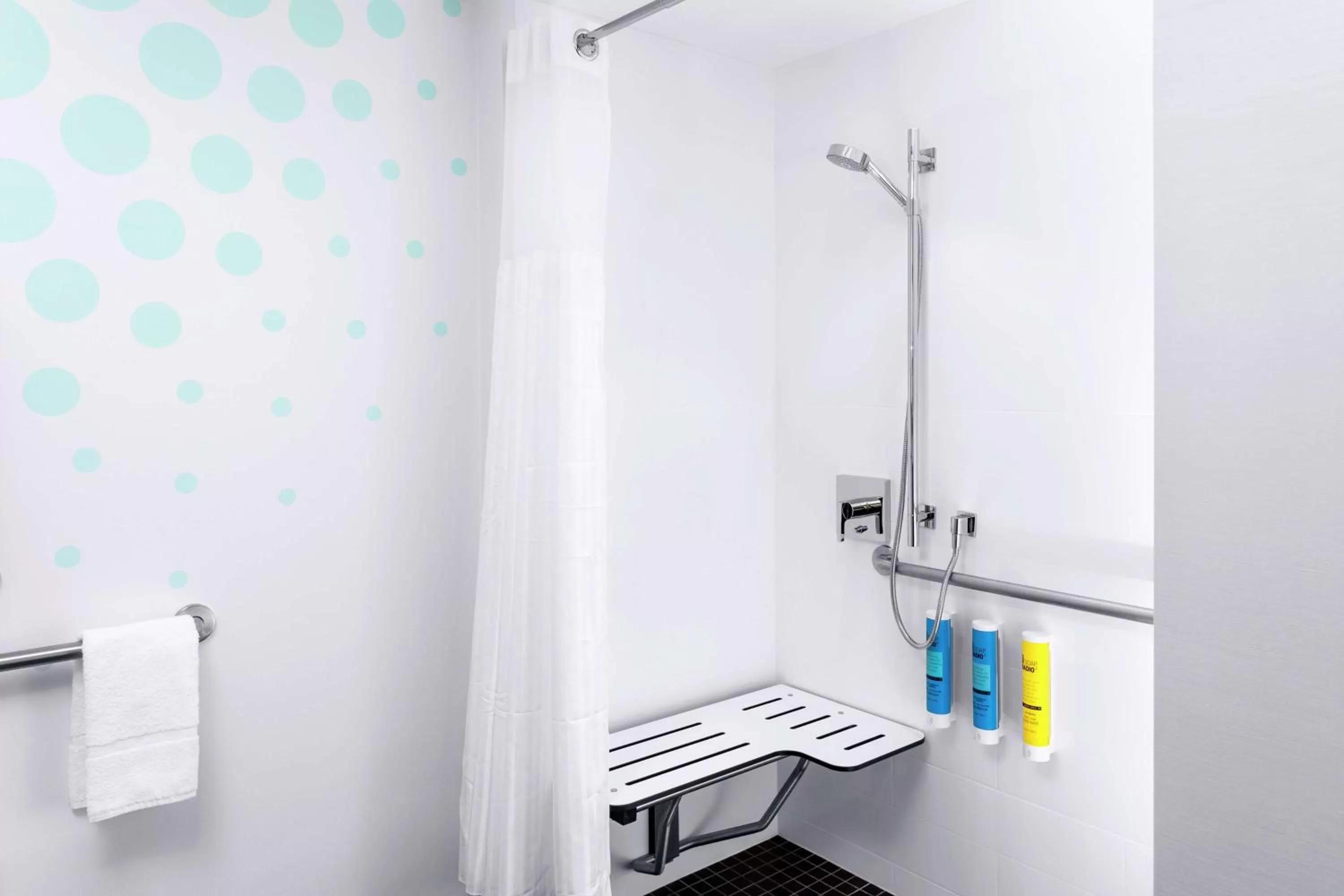 Queen Room with Roll In Shower - Mobility Accessible/Non-Smoking in Tru By Hilton Gilbert