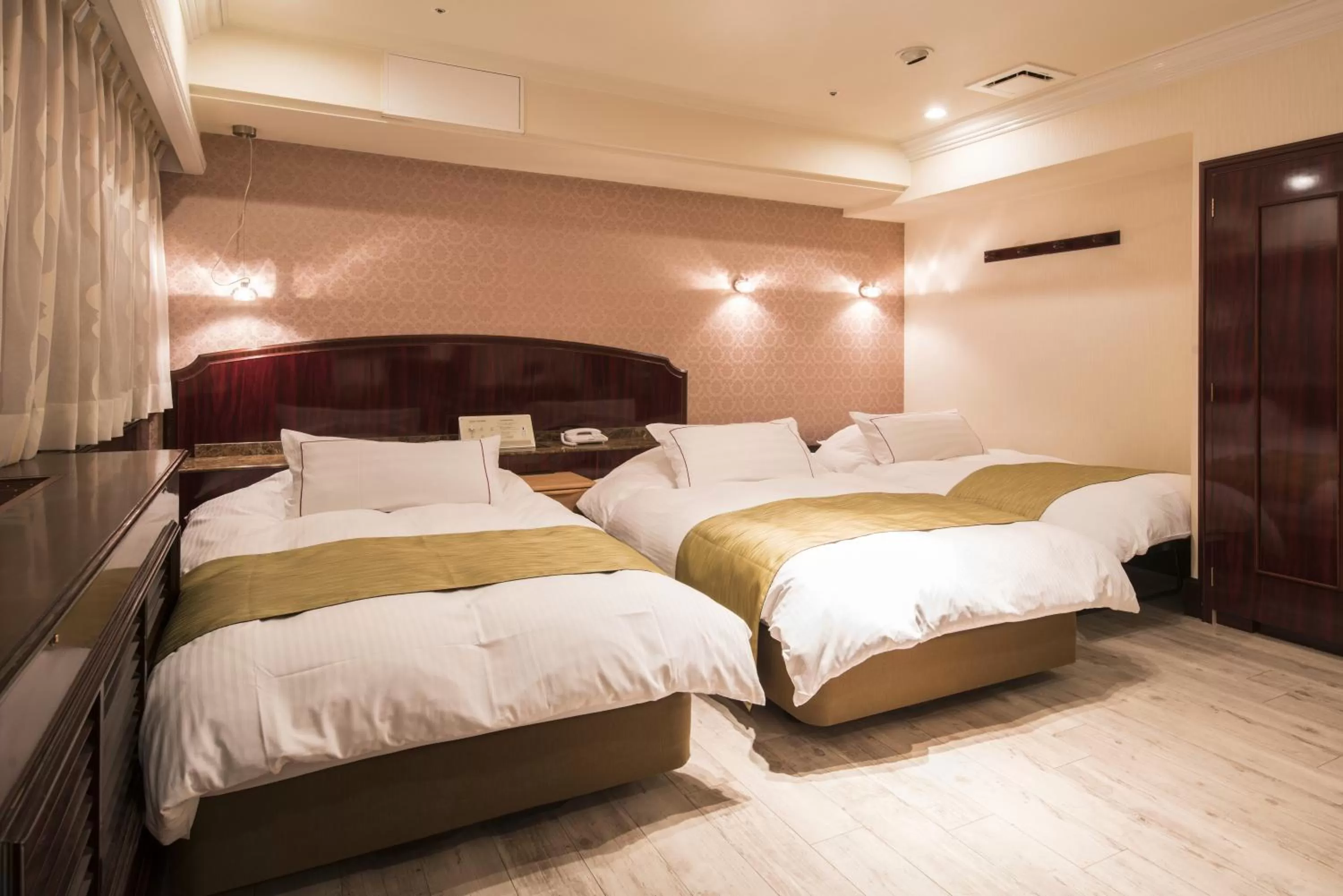 Triple Room in Hotel Alps