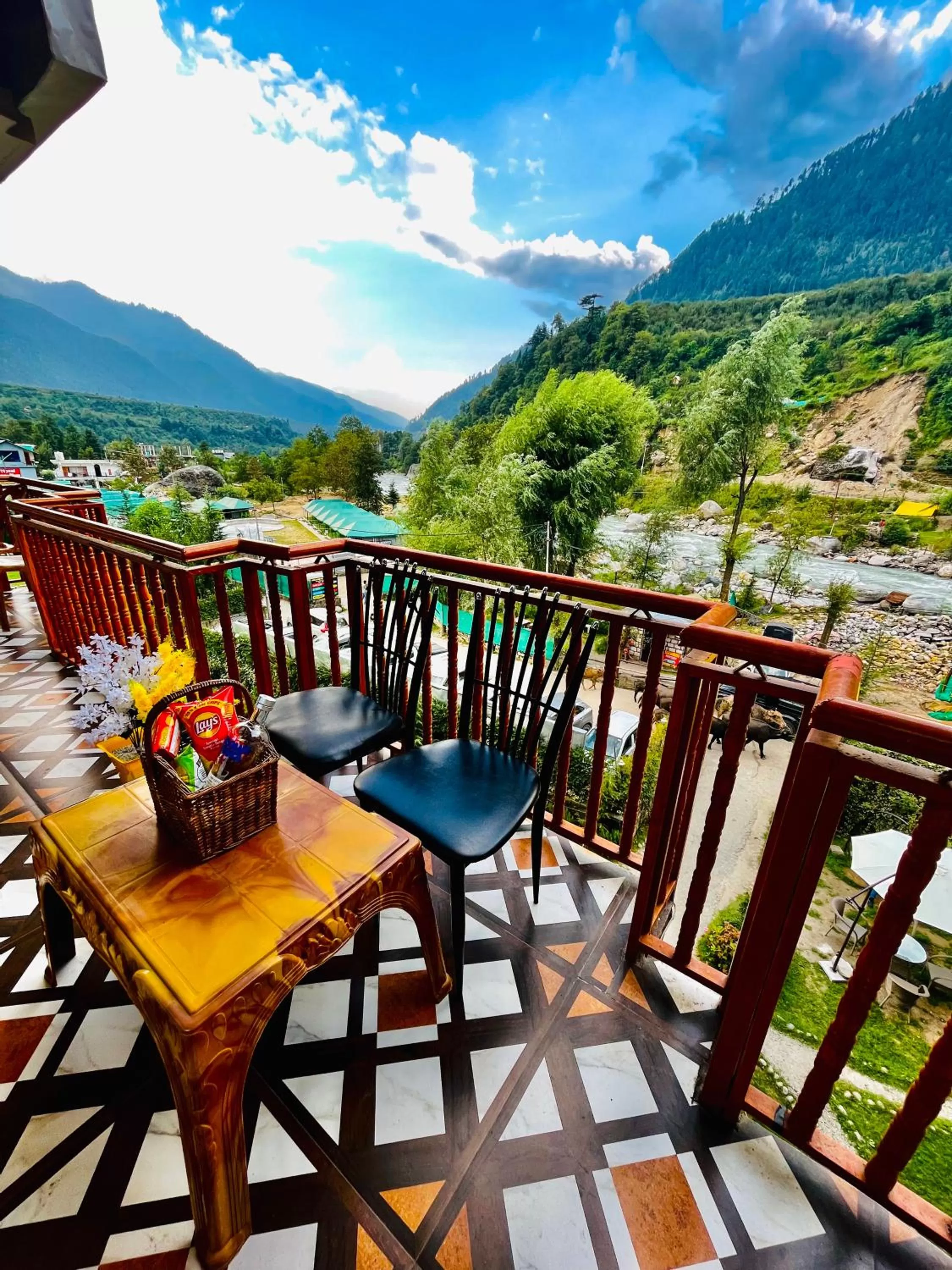 Deluxe Room in Himalayan Riverside Resort, Manali