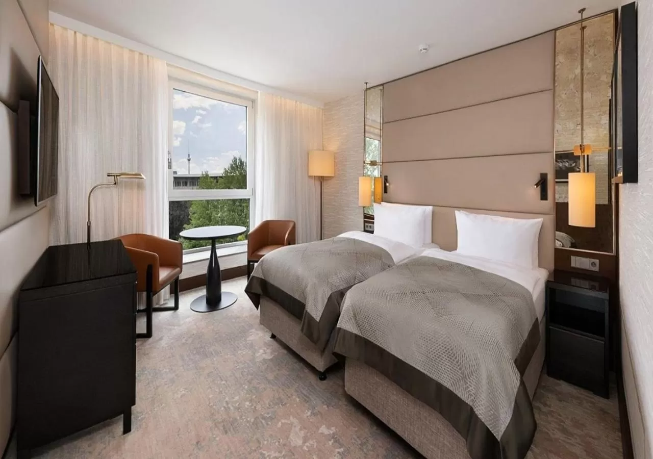 Classic Twin Room in InterContinental Berlin by IHG