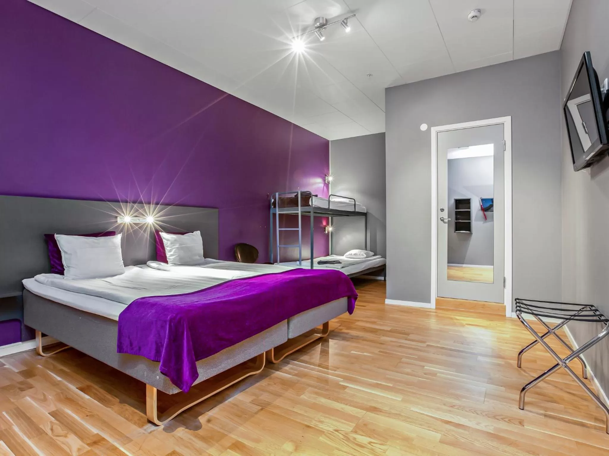 Family Room Economy without Window in Connect Hotel City