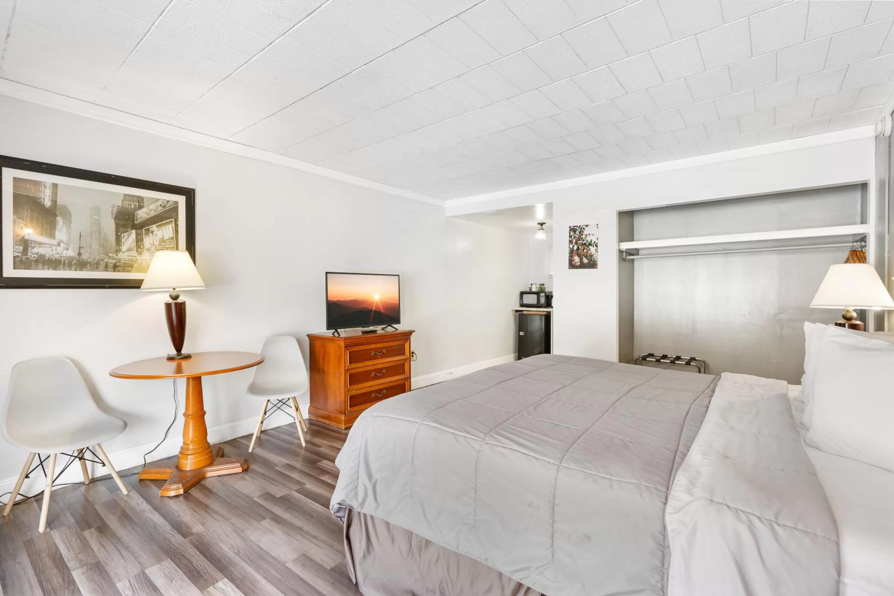 Deluxe King Room in FairBridge Inn and Suites West Point