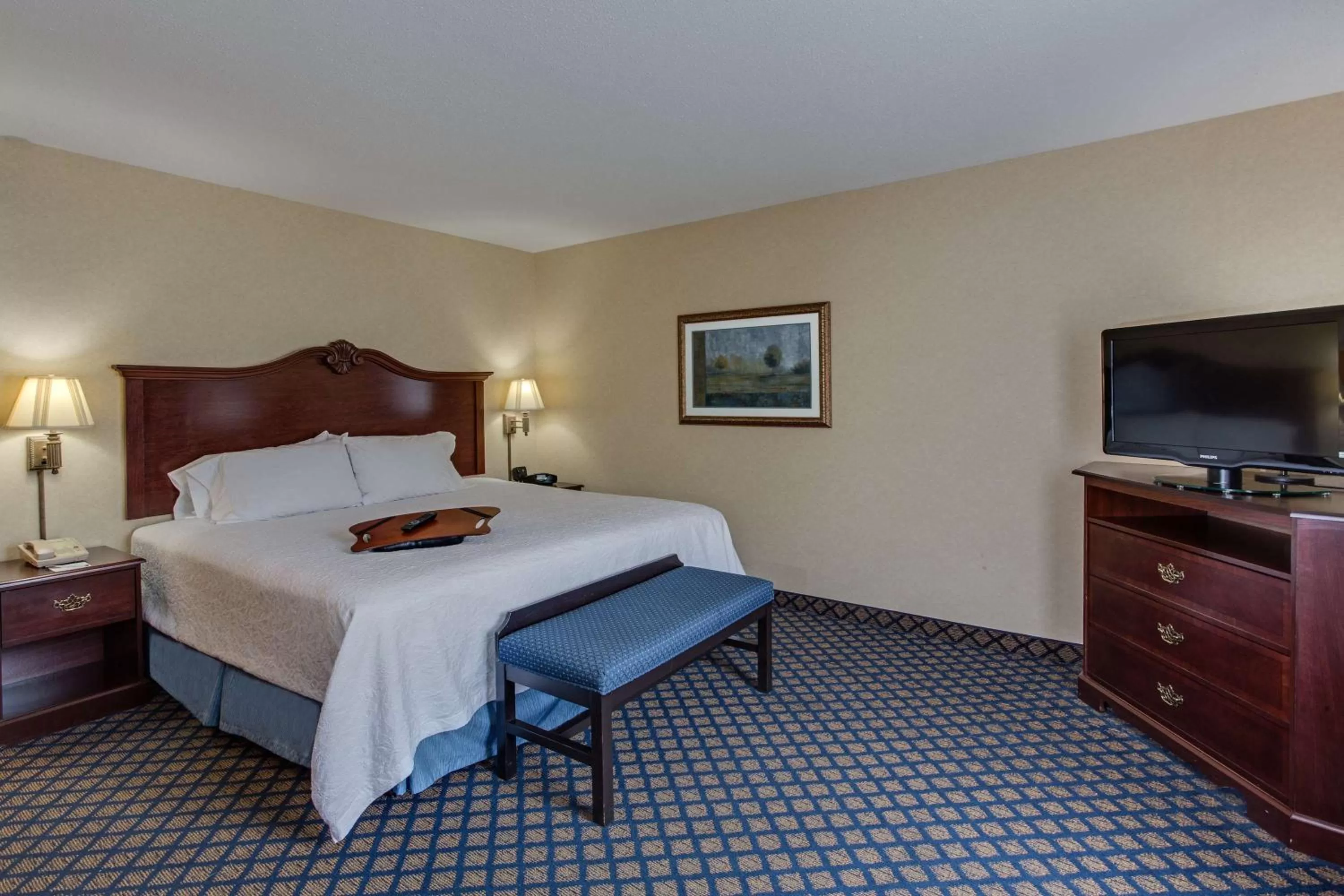 King Room with King Bed - Non-Smoking in Hampton Inn Clearfield
