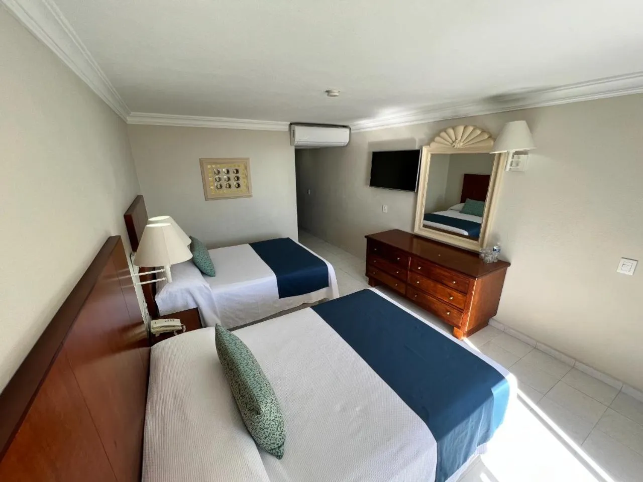 Double Room with Two Double Beds in Hotel Sands Arenas