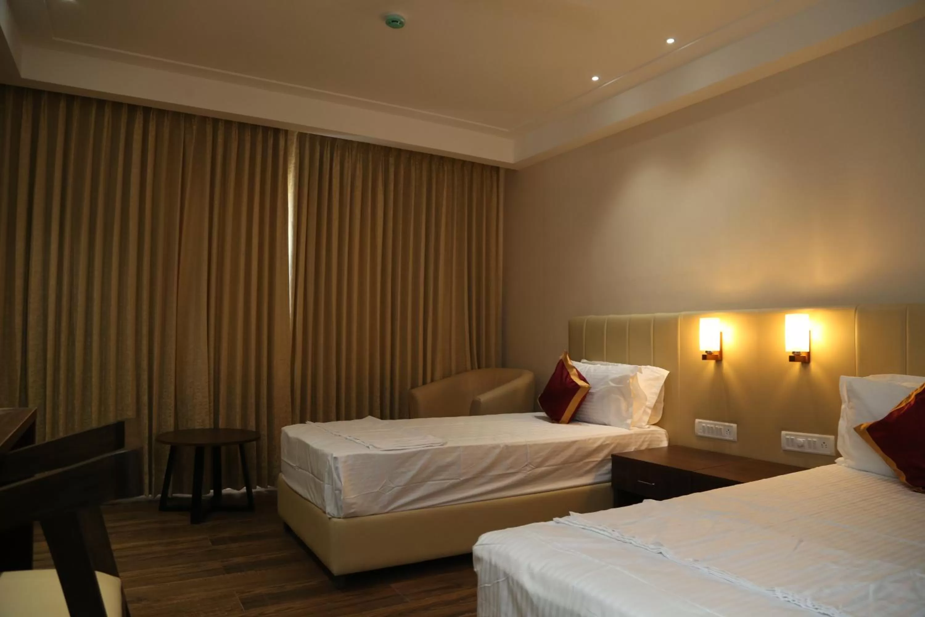 Superior Deluxe Double or Twin Room  - single occupancy in Hotel Skanda Palace