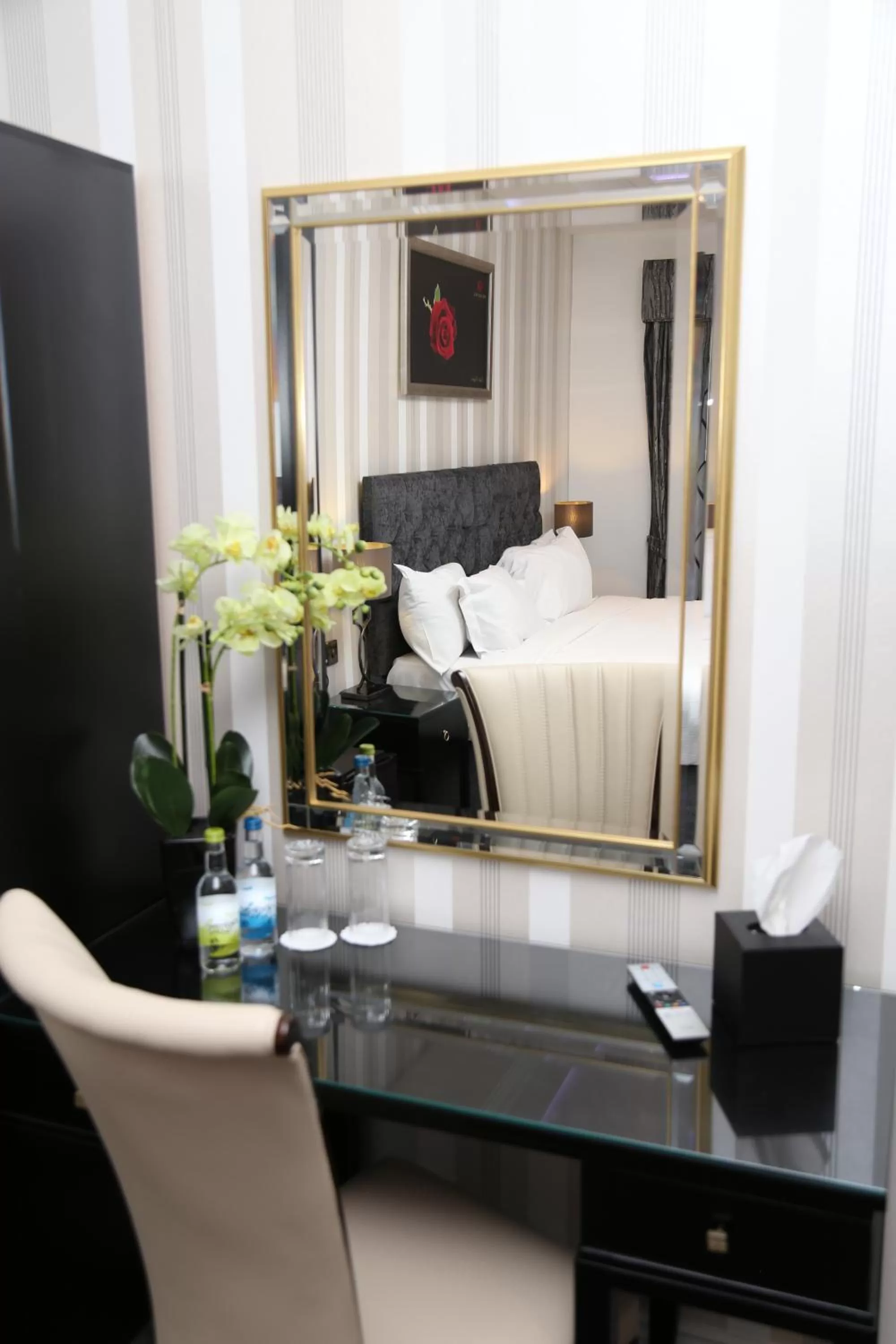 Queen Room with Two Queen Beds in The Old Hall Hotel