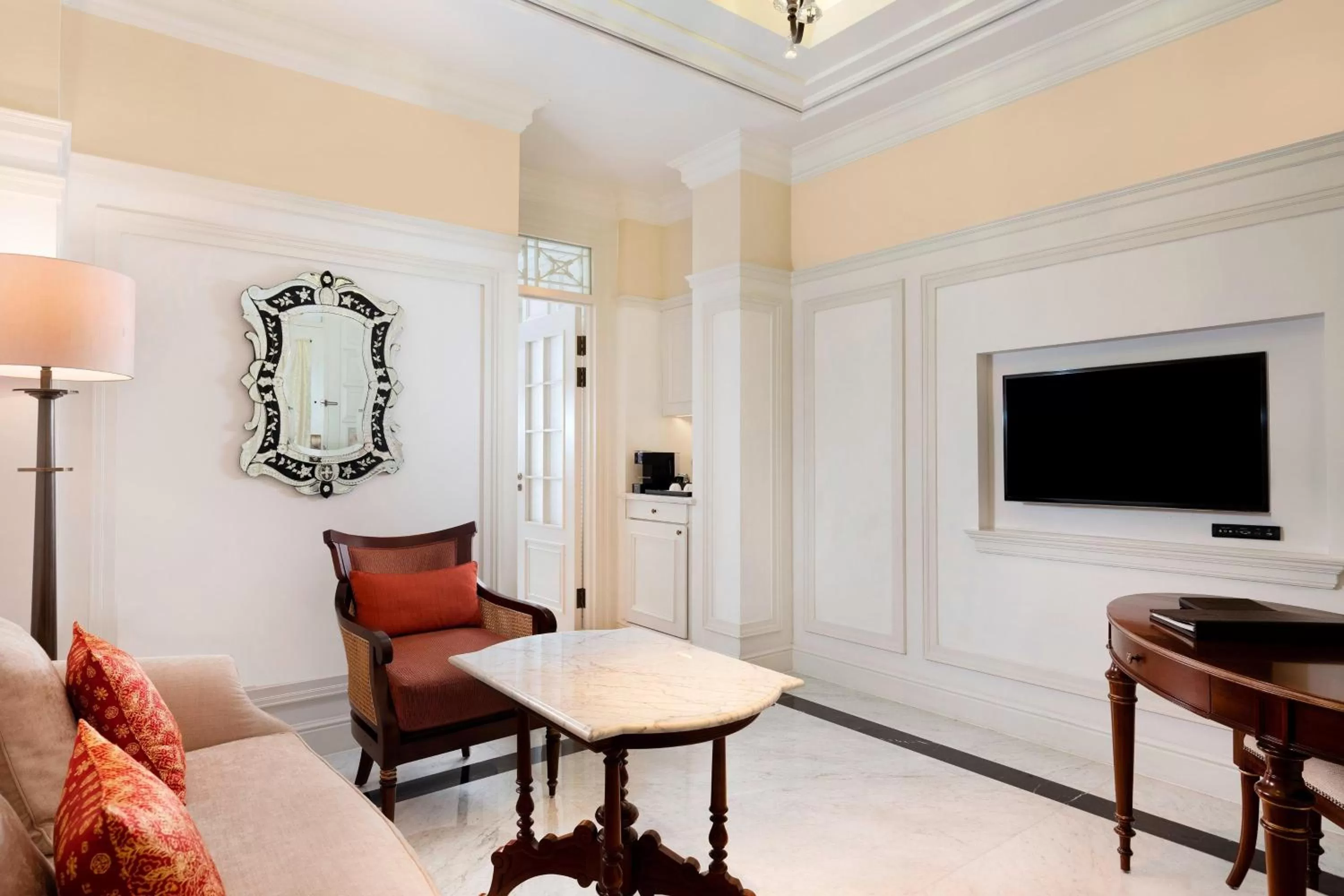 Executive Terrace Double Room in The Hermitage, A Tribute Portfolio Hotel, Jakarta